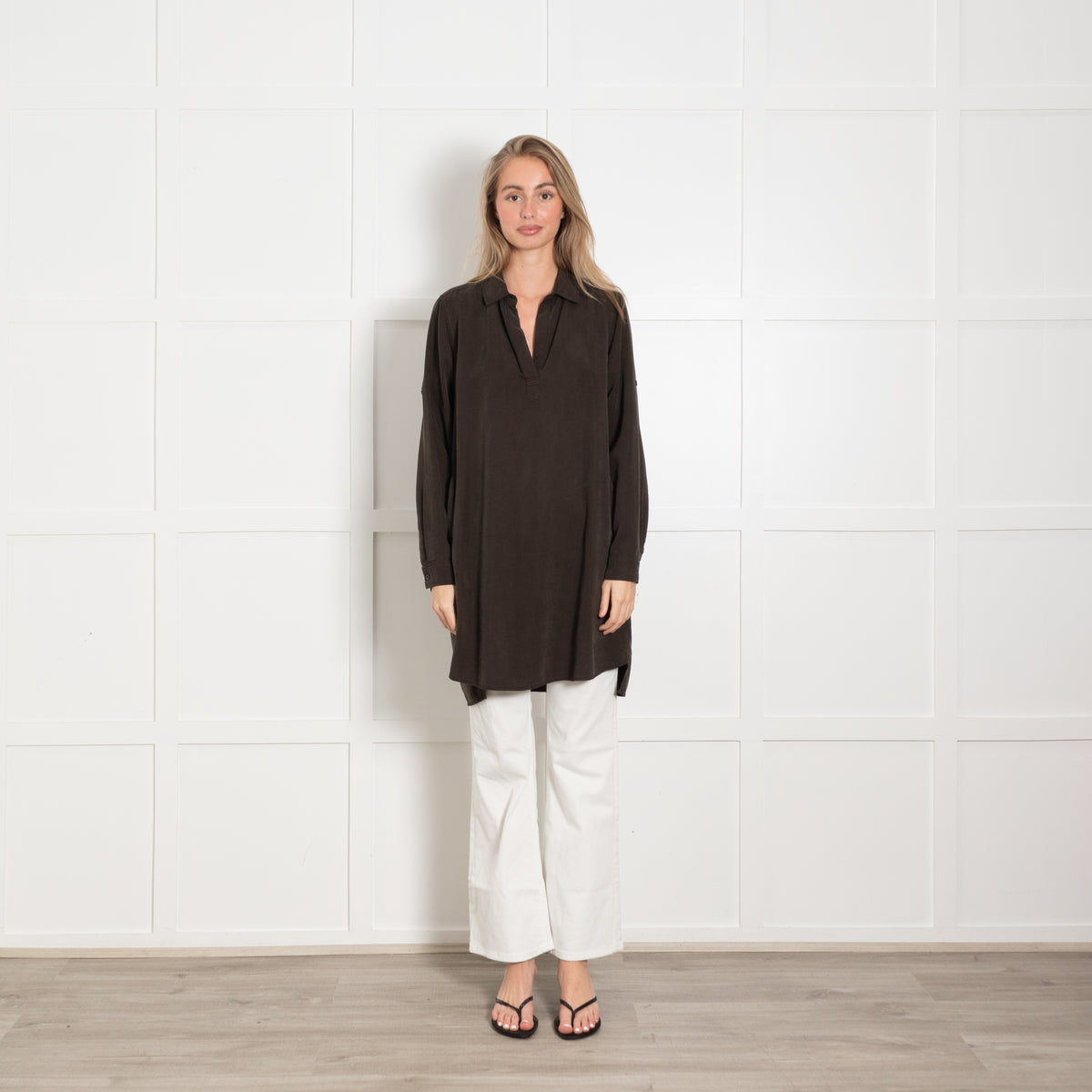 Bella Dahl Brown Collared Open Neck Long Sleeve Tunic Top