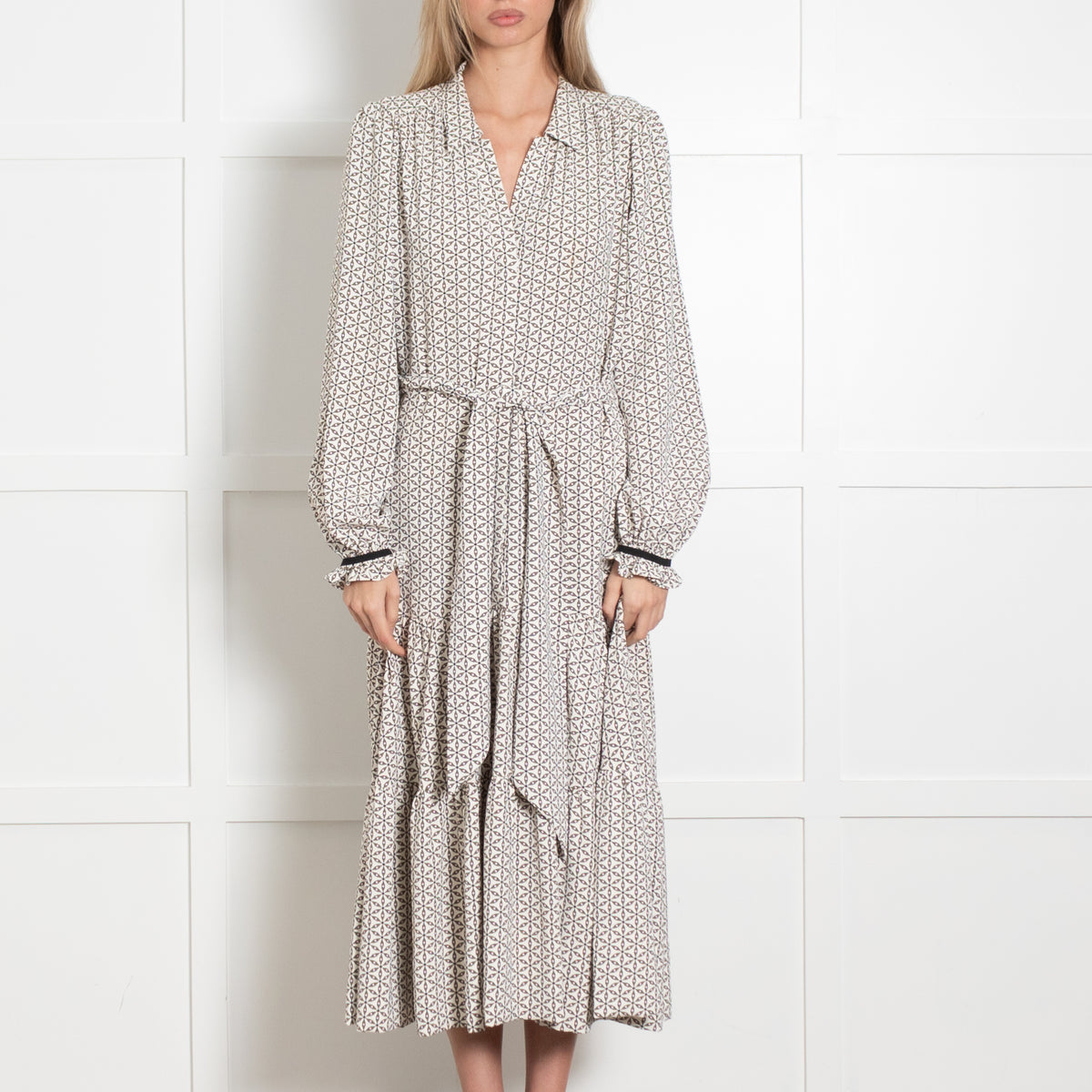 Me + Em Green and White Geometric Maxi Dress with Tie
