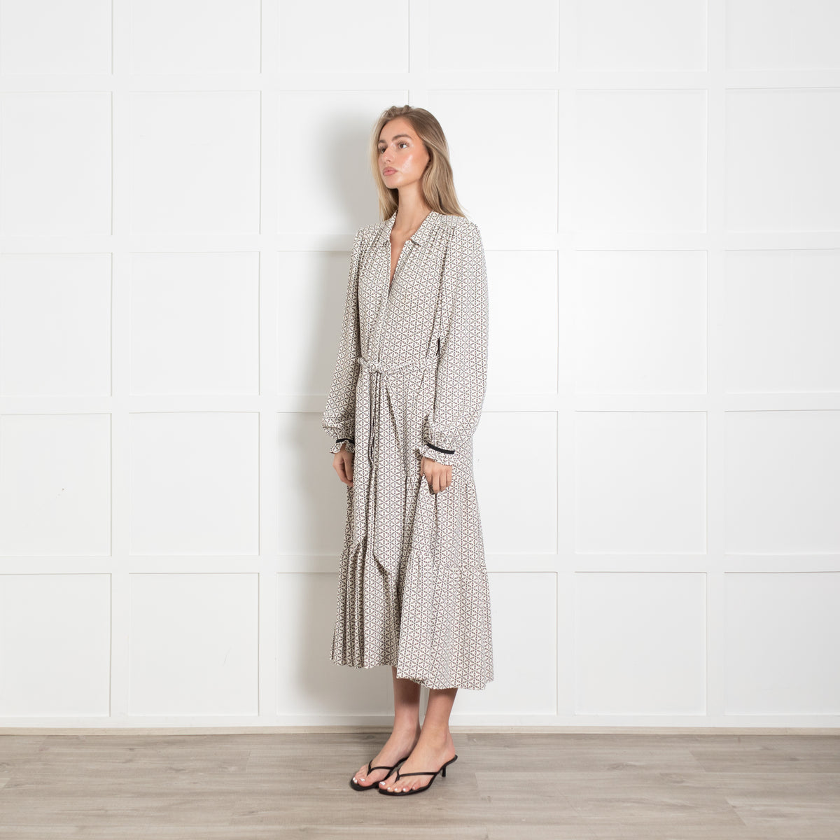 Me + Em Green and White Geometric Maxi Dress with Tie