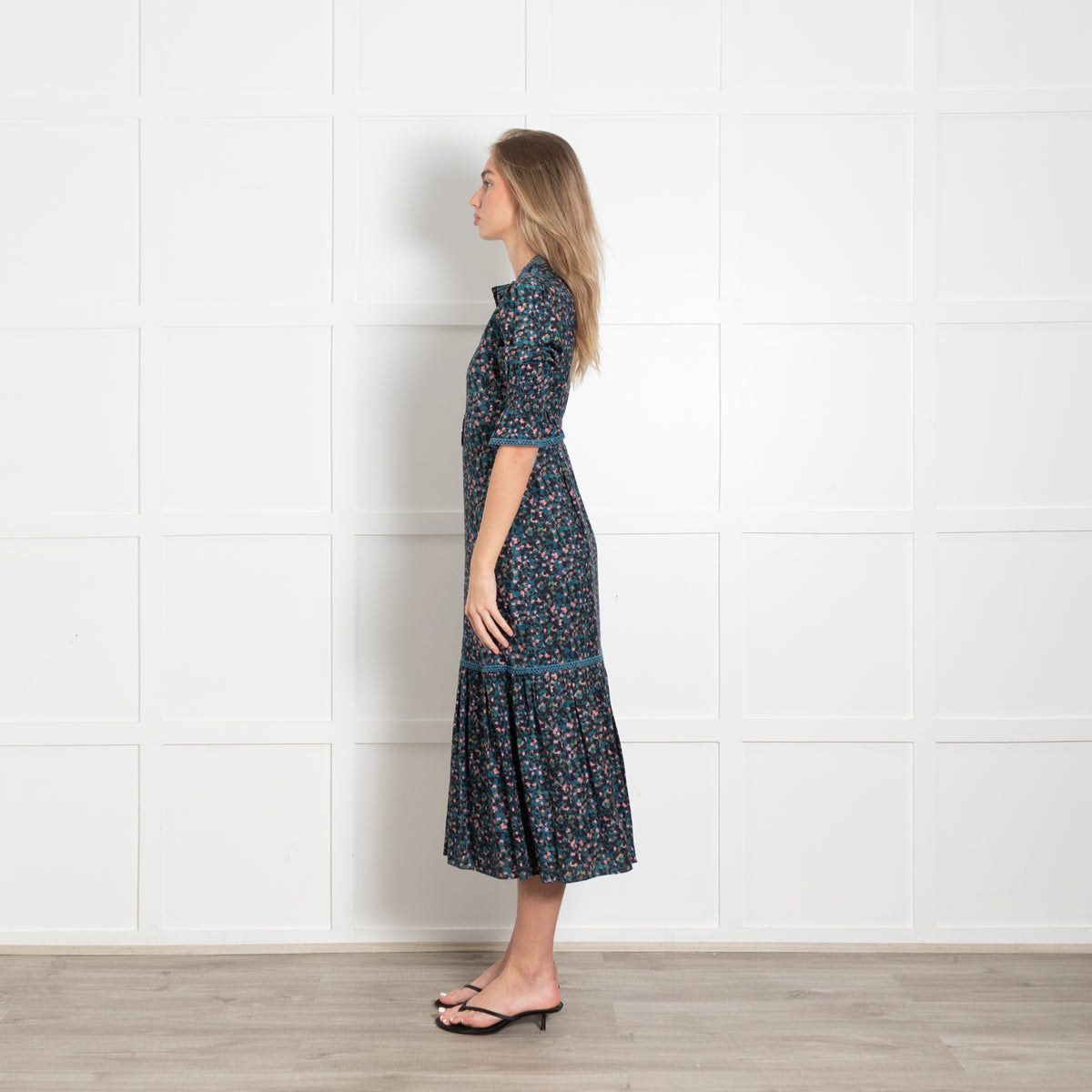 Wyse London Aimee Dress in Green Floral Confetti With Frill Cuffs