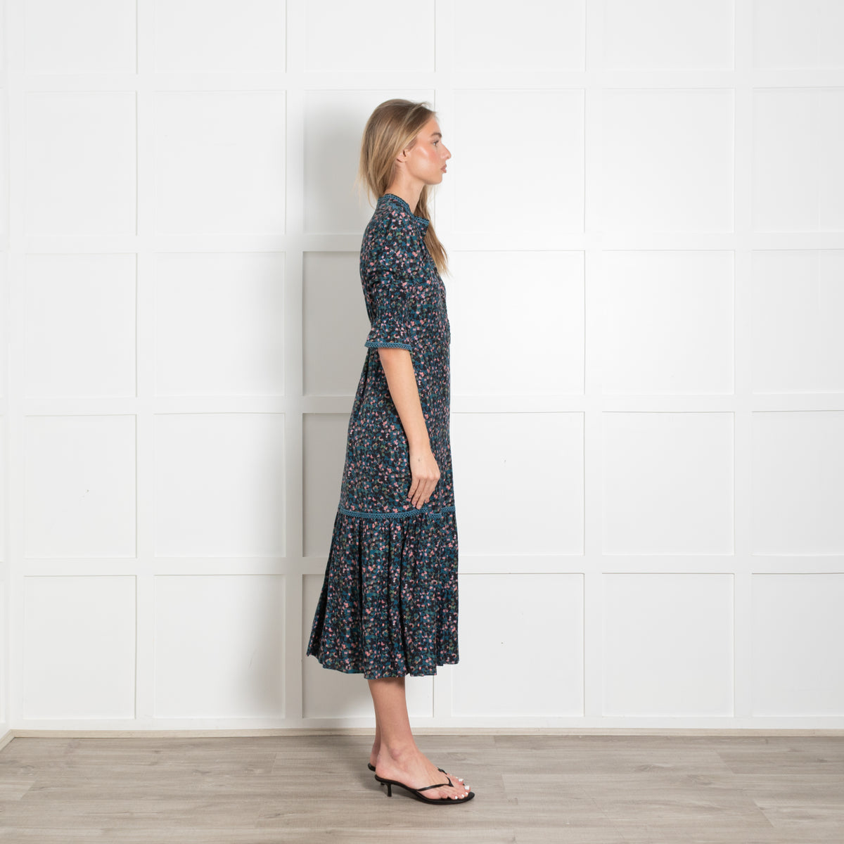 Wyse London Aimee Dress in Green Floral Confetti With Frill Cuffs