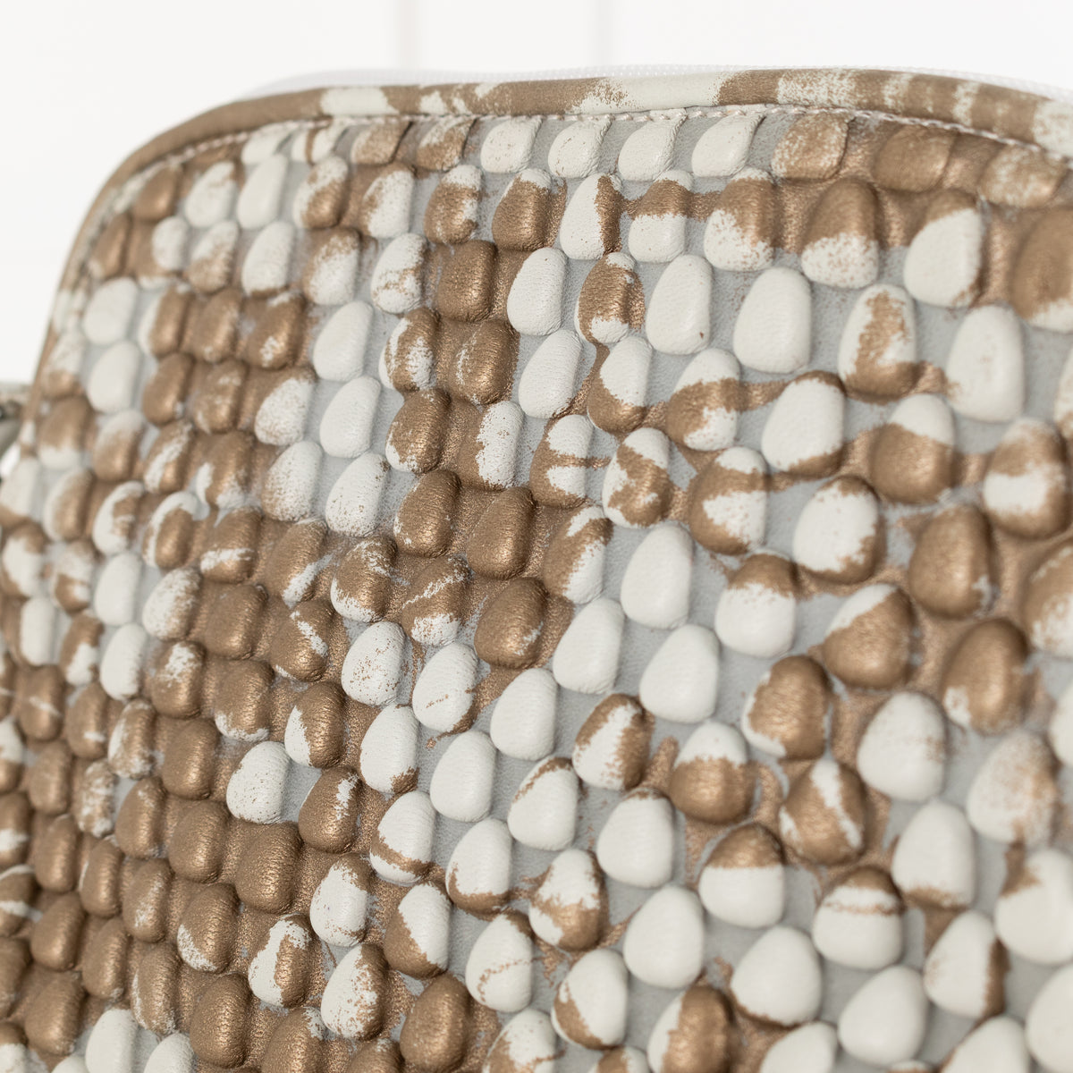 Tissa Fontaneda  White And Gold Tasselled Crossbody Bag