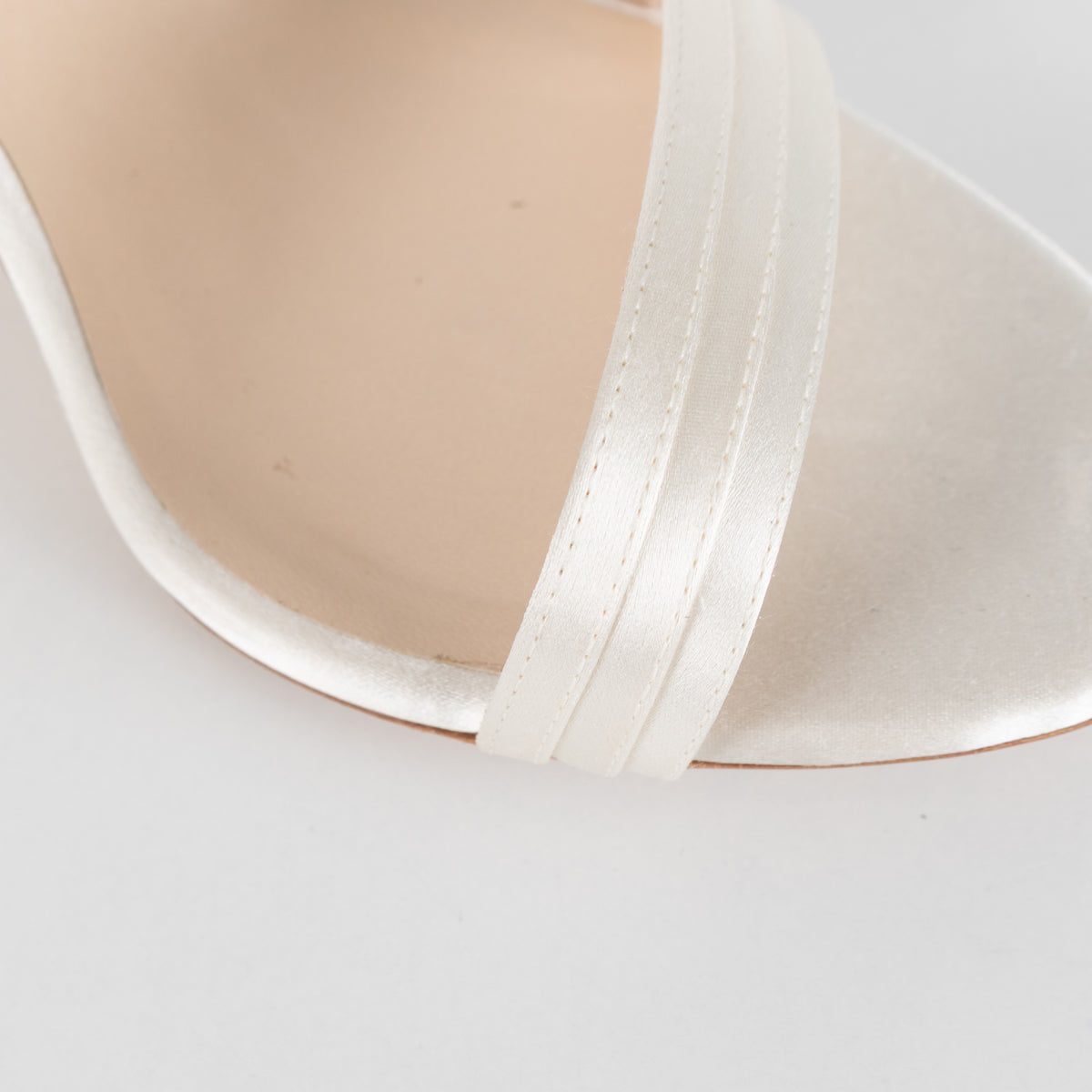 Jimmy Choo Ivory Satin Kerry 85 Shoe