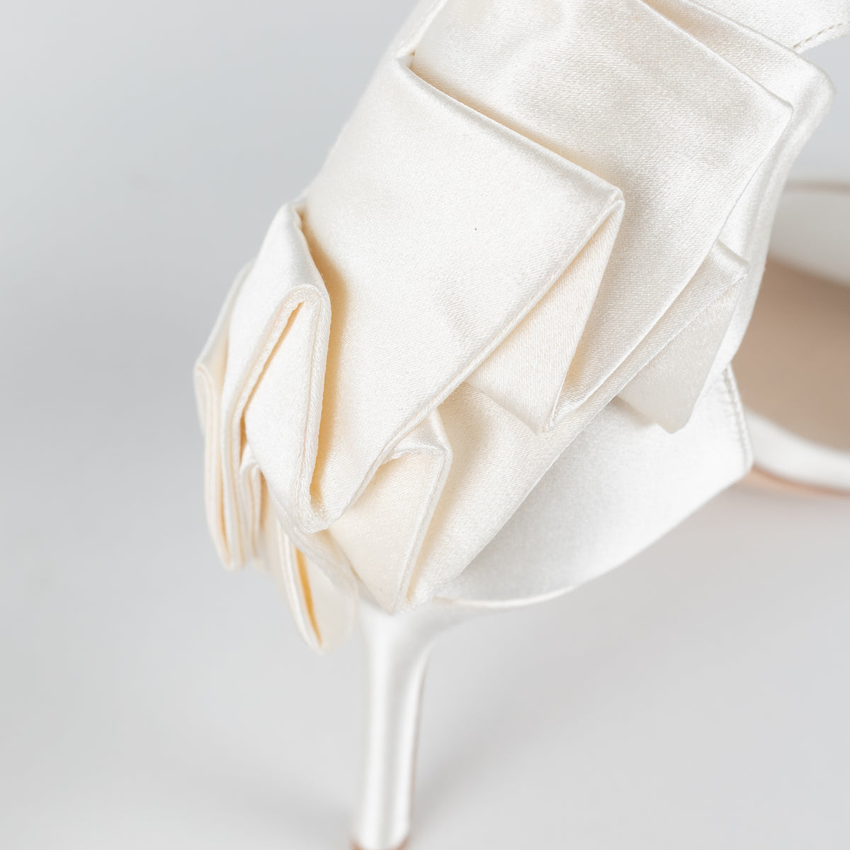 Jimmy Choo Ivory Satin Kerry 85 Shoe