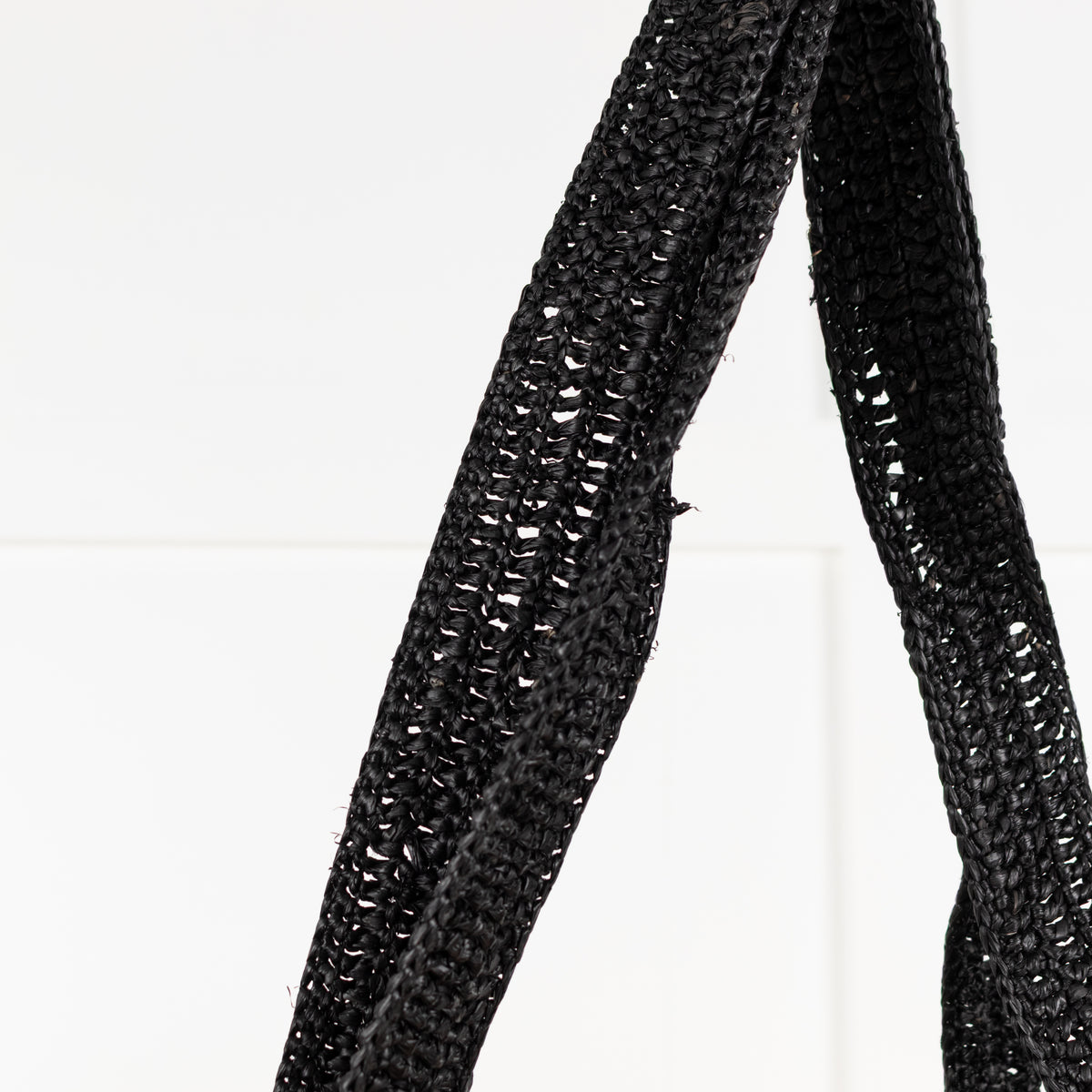 Me + Em Soft Black & Beige Raffia Tote