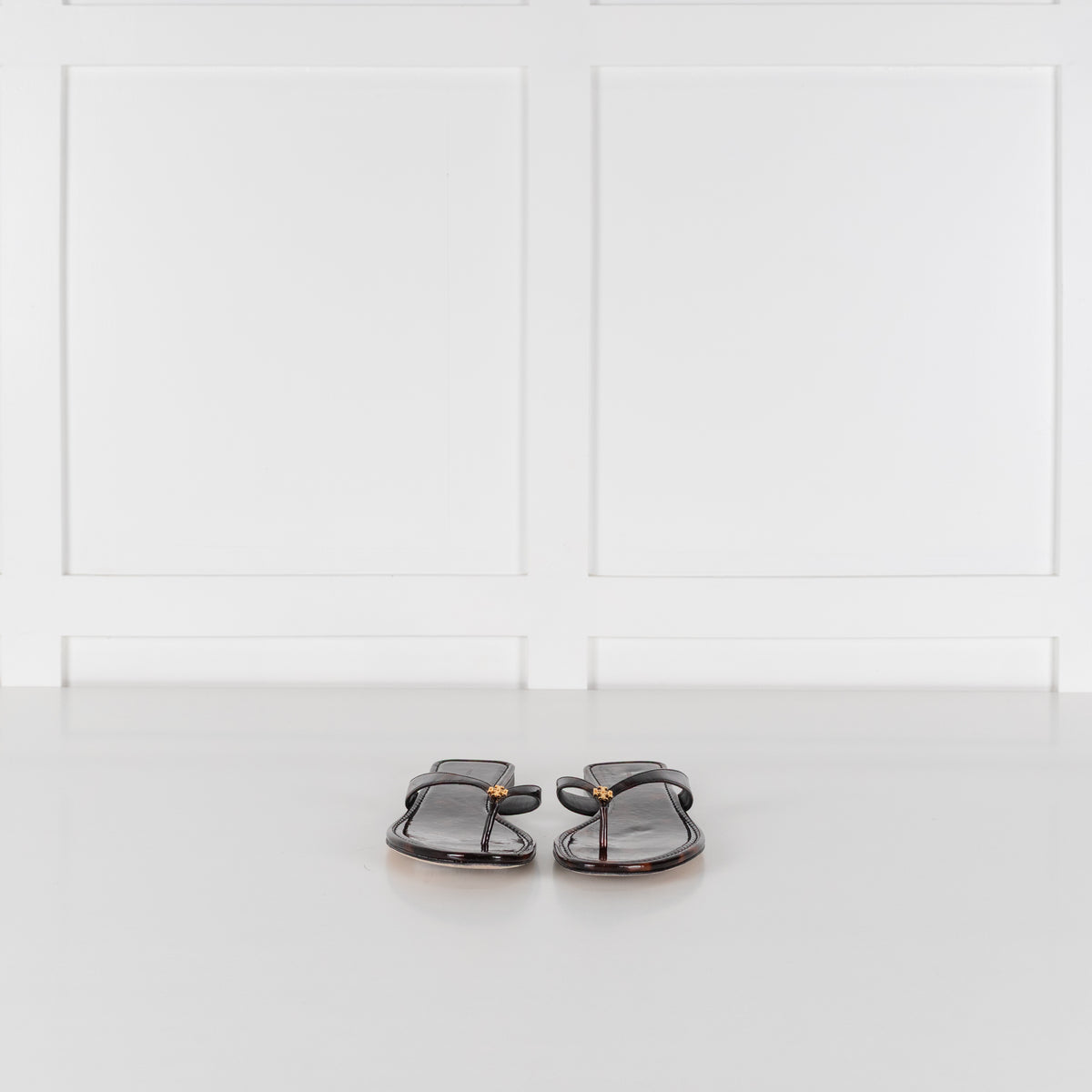 Tory Burch Tortoise Shell Patent Leather Classic Flip Flop