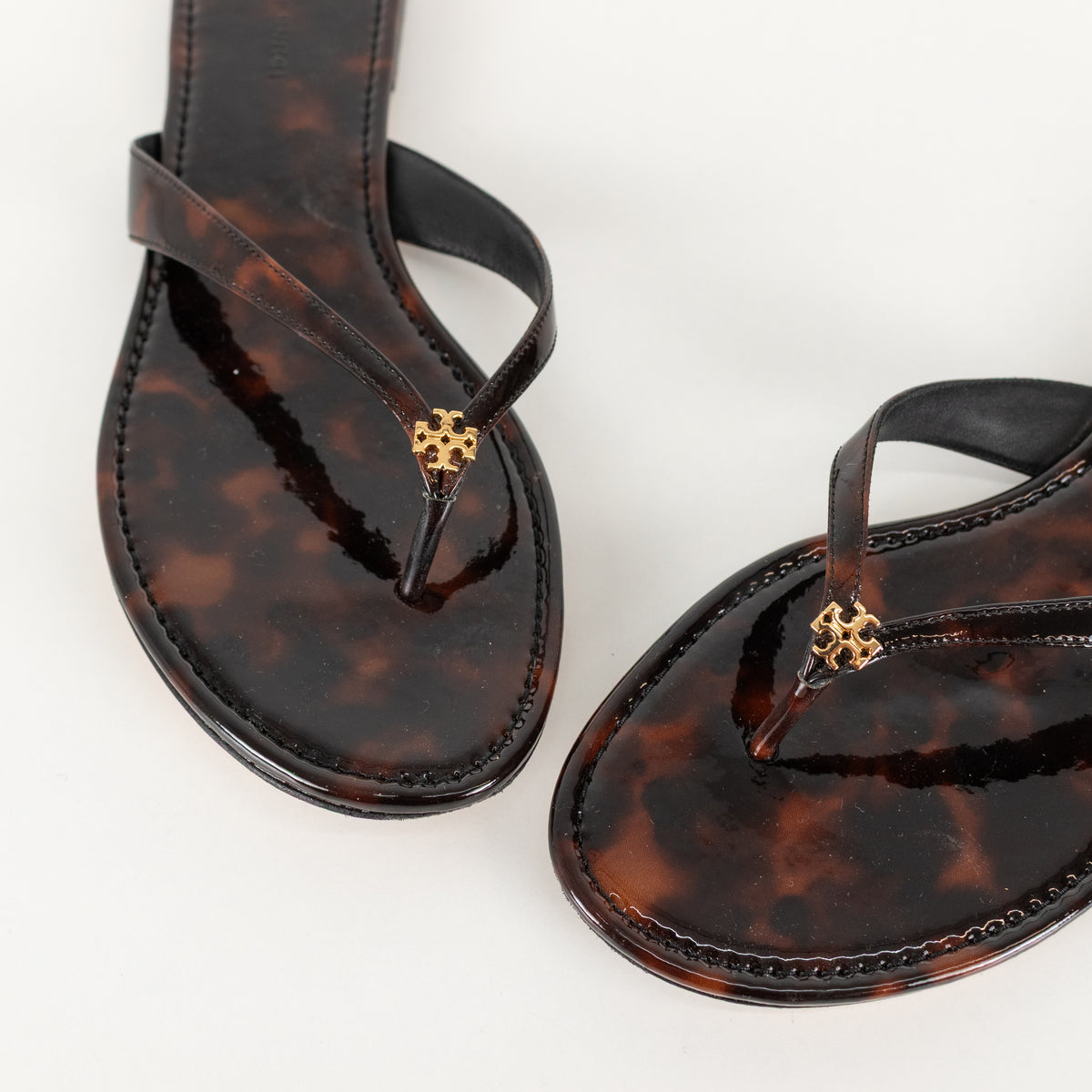 Tory Burch Tortoise Shell Patent Leather Classic Flip Flop