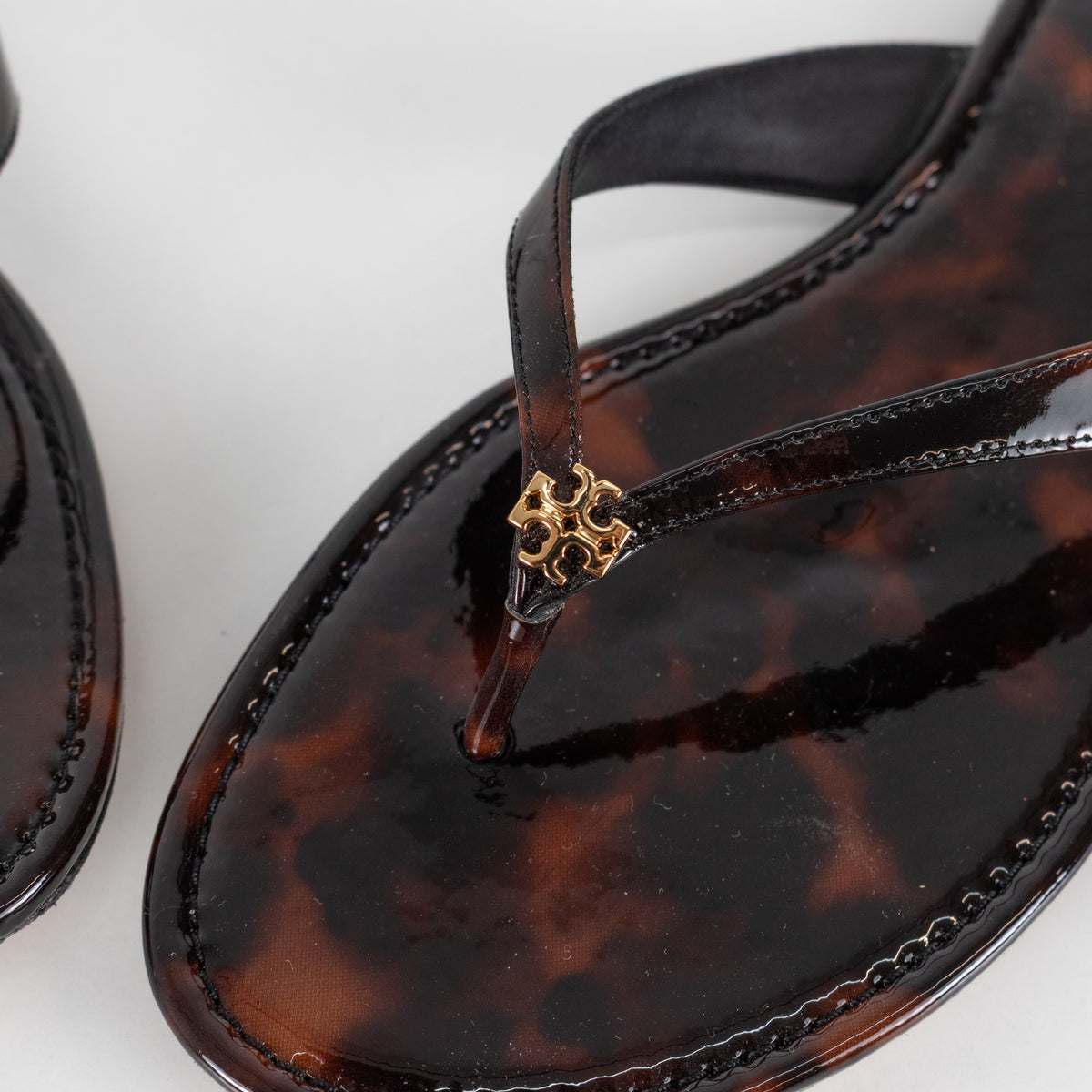 Tory Burch Tortoise Shell Patent Leather Classic Flip Flop