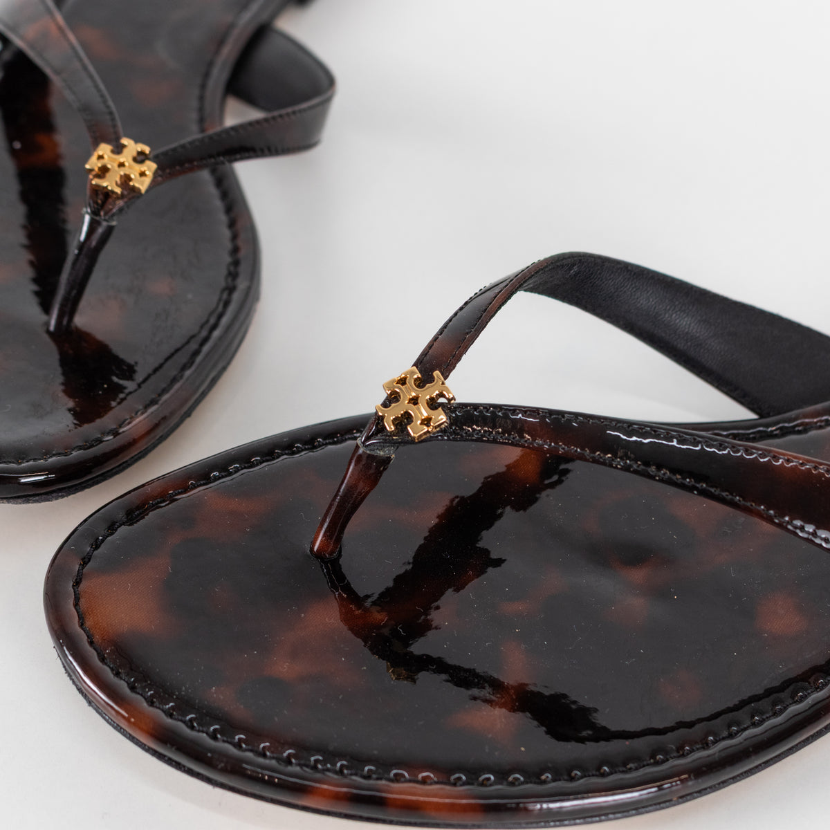Tory Burch Tortoise Shell Patent Leather Classic Flip Flop
