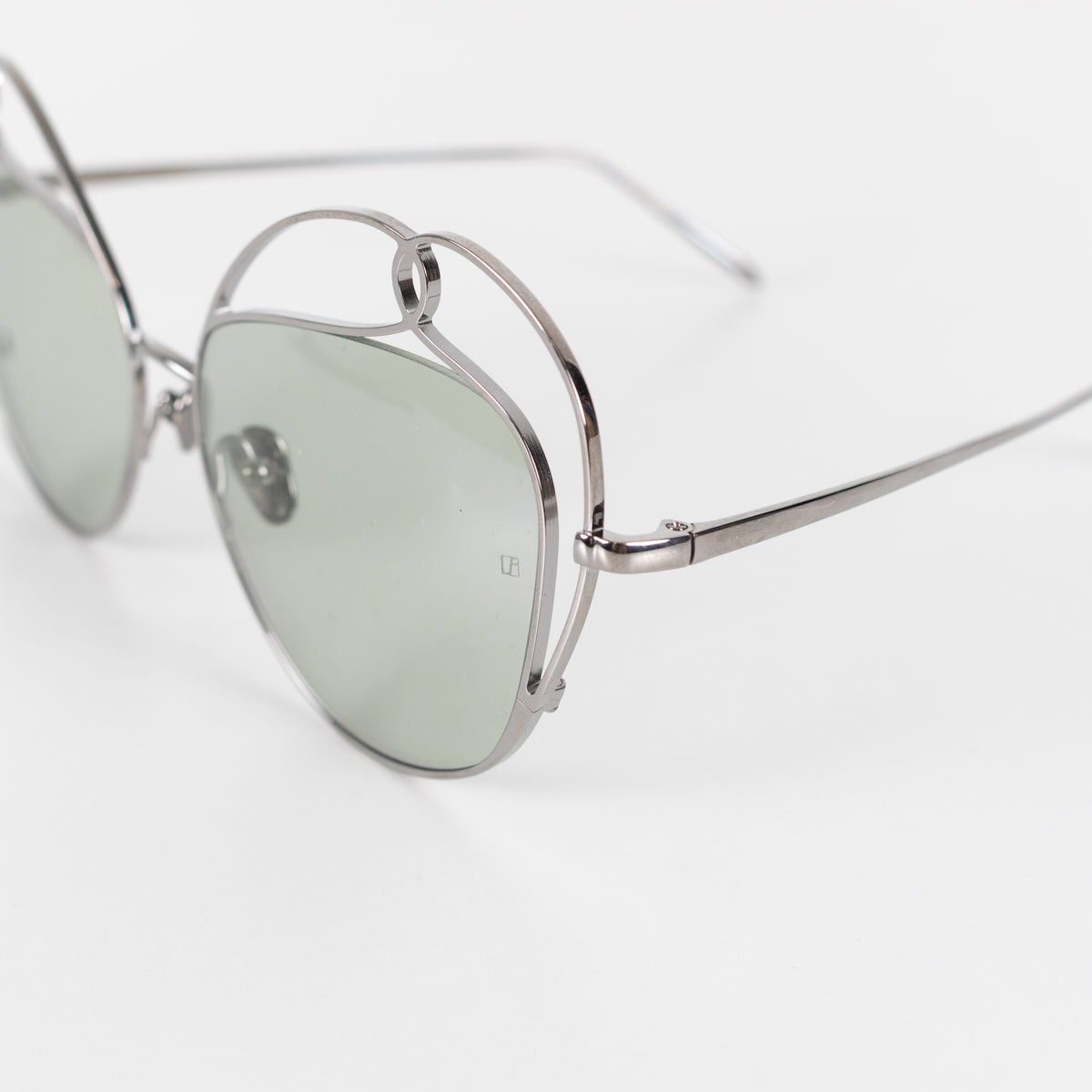 Linda Farrow Silver Titanium Cateye Sunglasses with Green lense