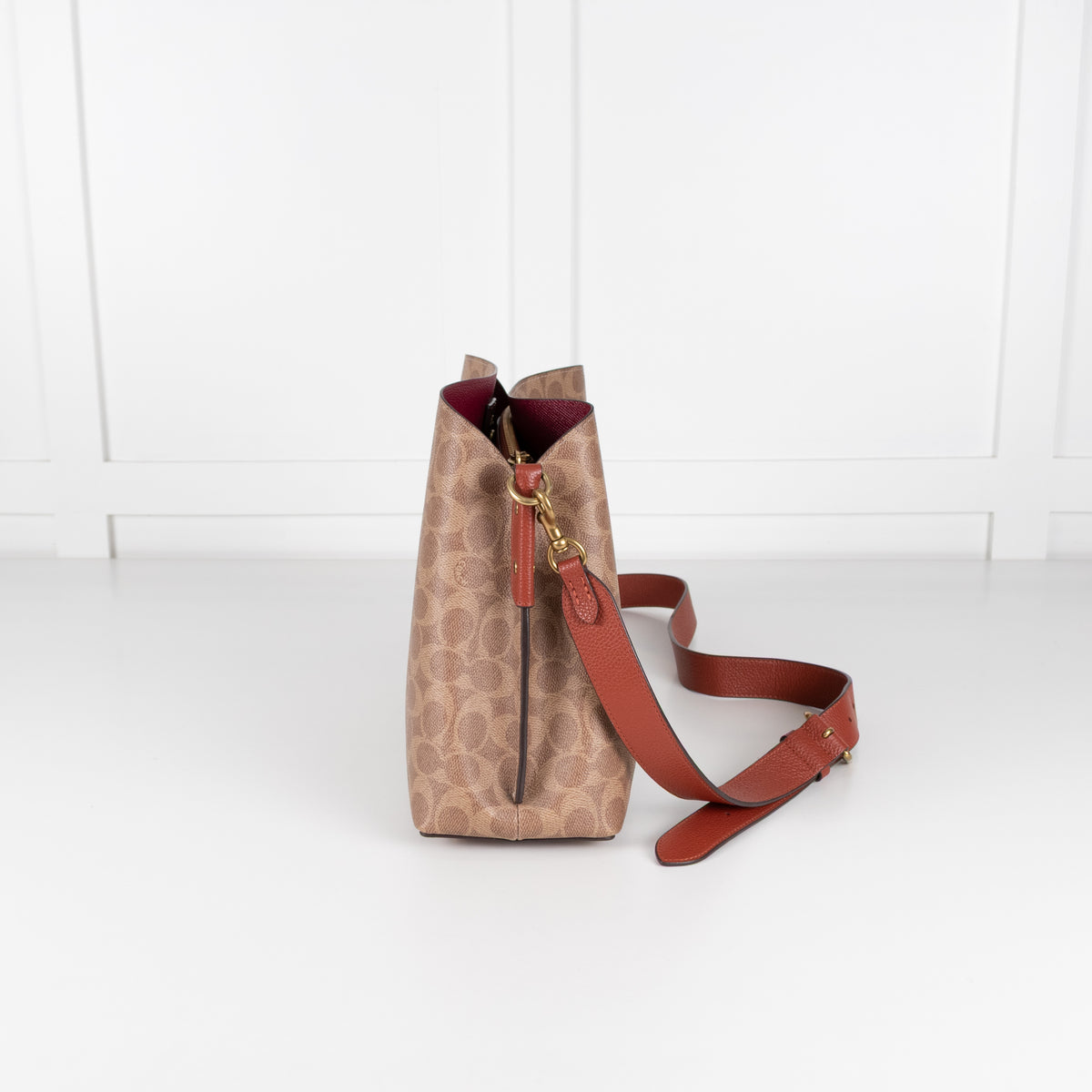 Coach Logo Willow Bucket Bag