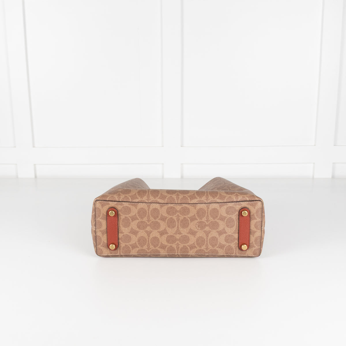Coach Logo Willow Bucket Bag