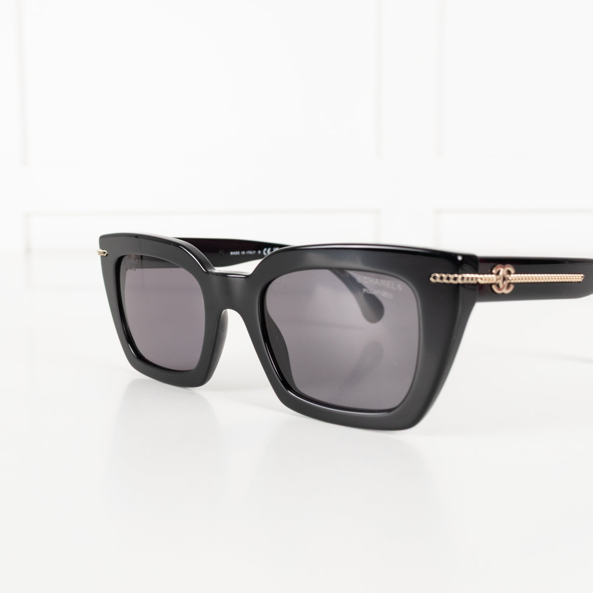 Chanel Black Chain Arm Detail Sunglasses