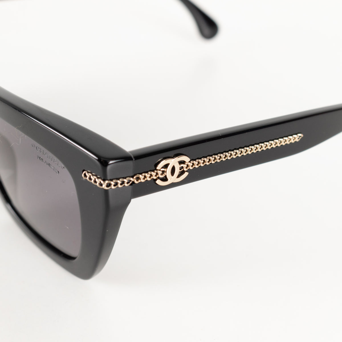Chanel Black Chain Arm Detail Sunglasses