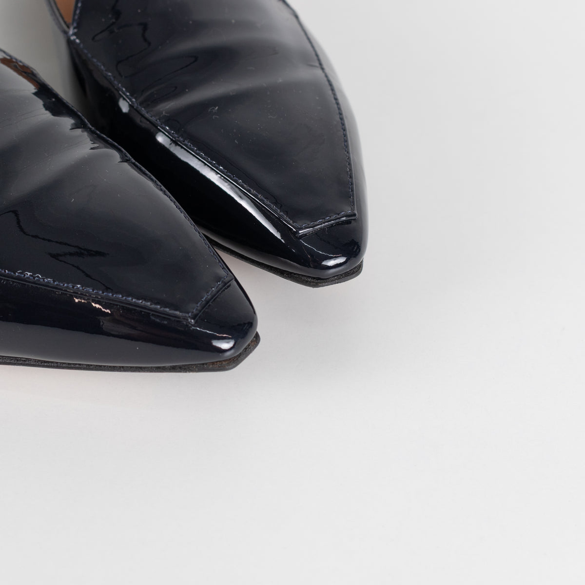 The Fold Dark Navy Patent Leather Pointed Toe Bianco Flat Shoes