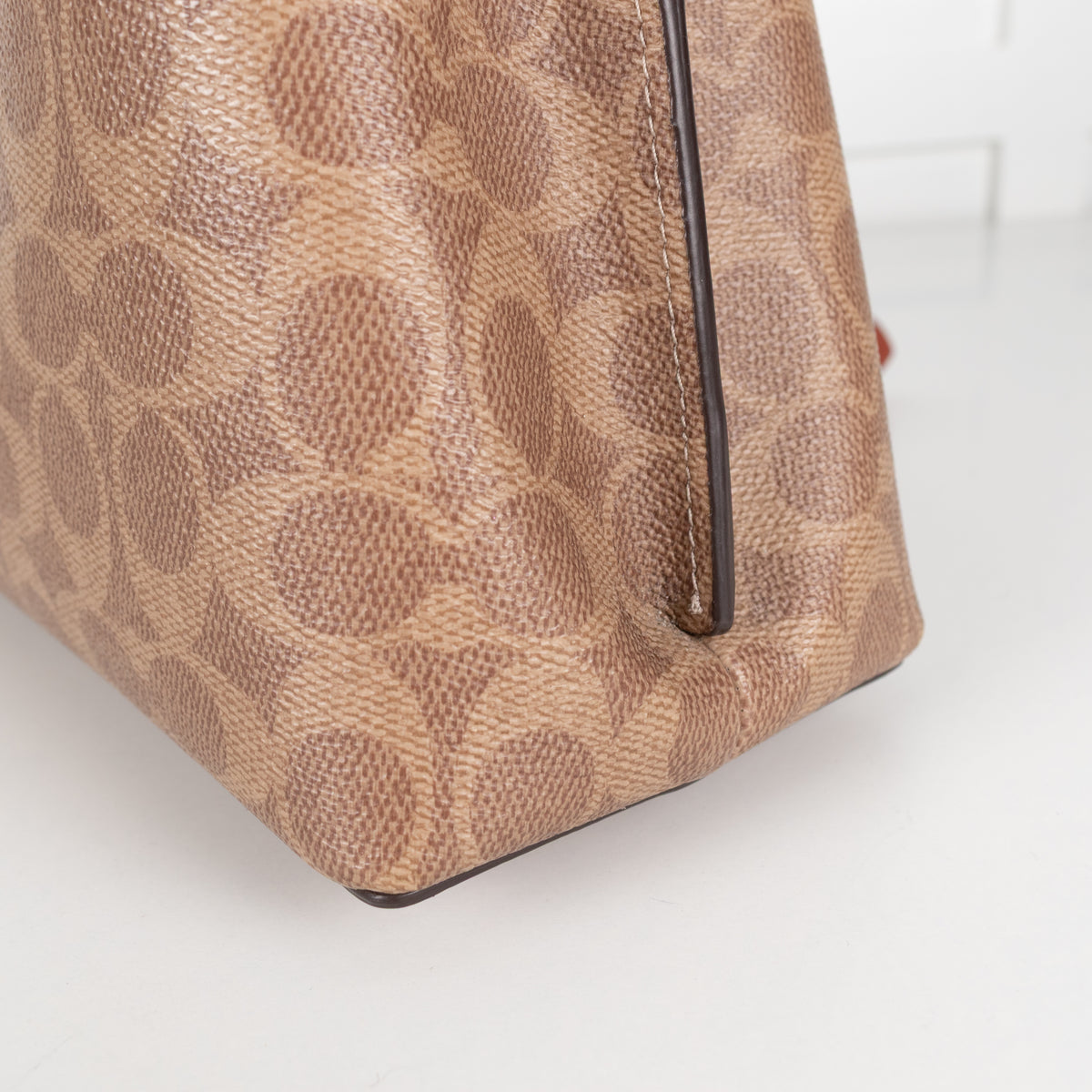 Coach Logo Willow Bucket Bag