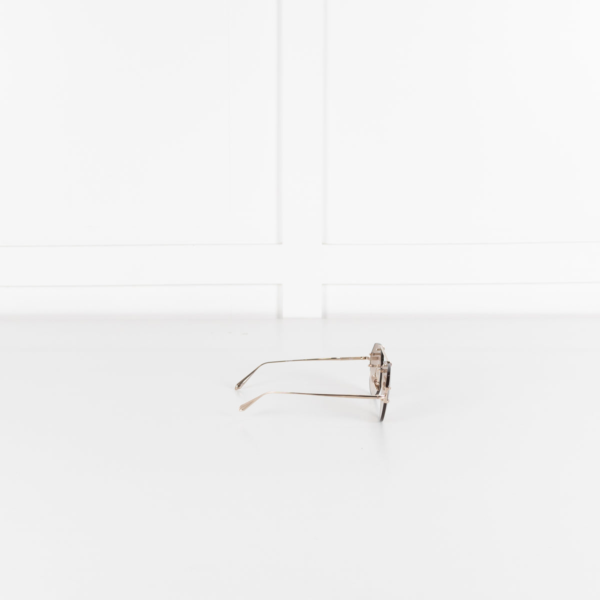Linda Farrow Titanium Frameless Aviator