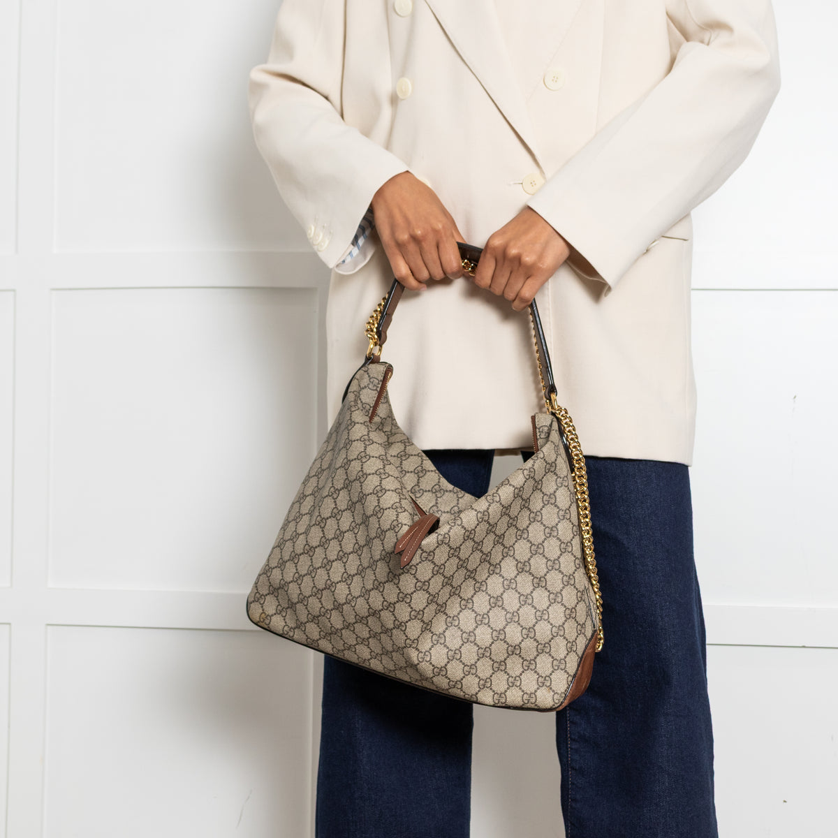 Gucci GG Large Hobo Supreme Bag