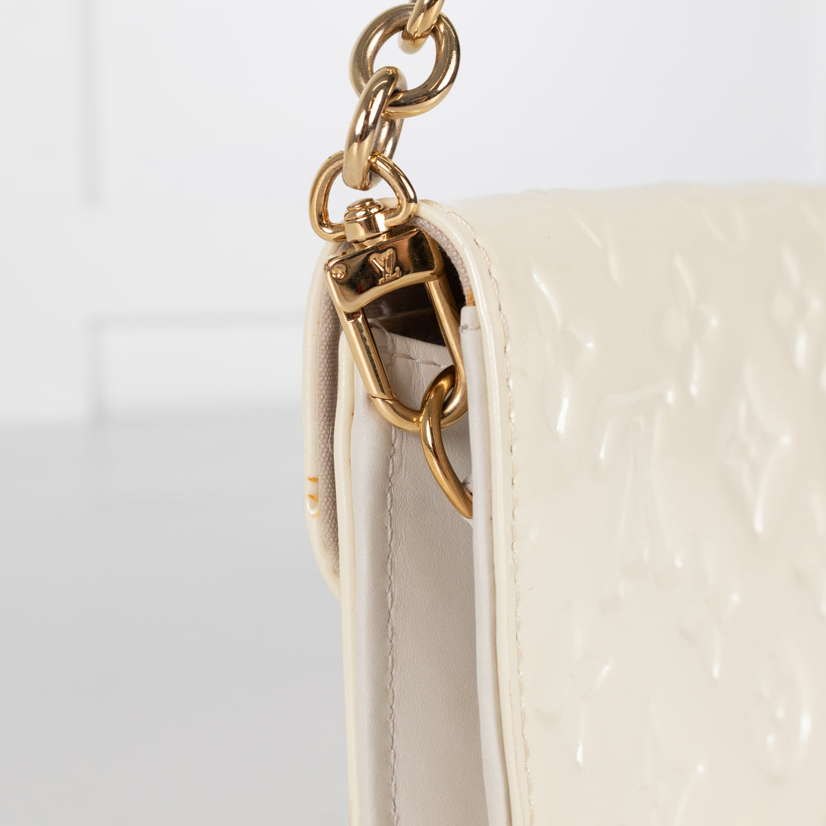 Louis Vuitton Cream Monogram Vernis Sunset Boulevard Shoulder Bag