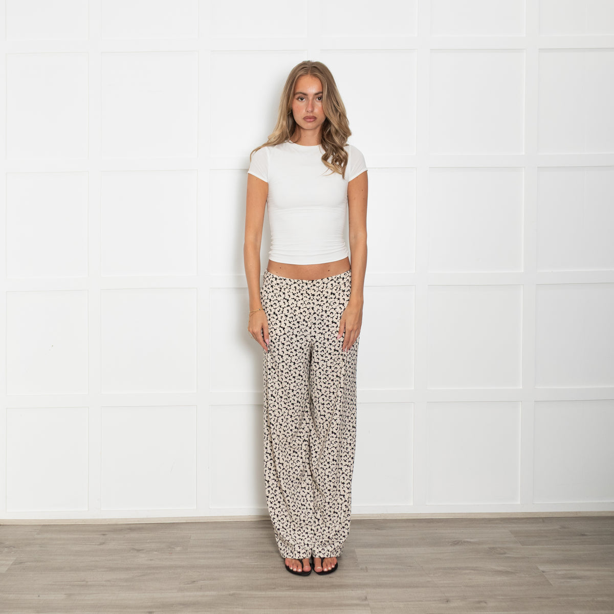 Weekend Maxmara Cream And Navy Floral Print Wide Leg Trousers