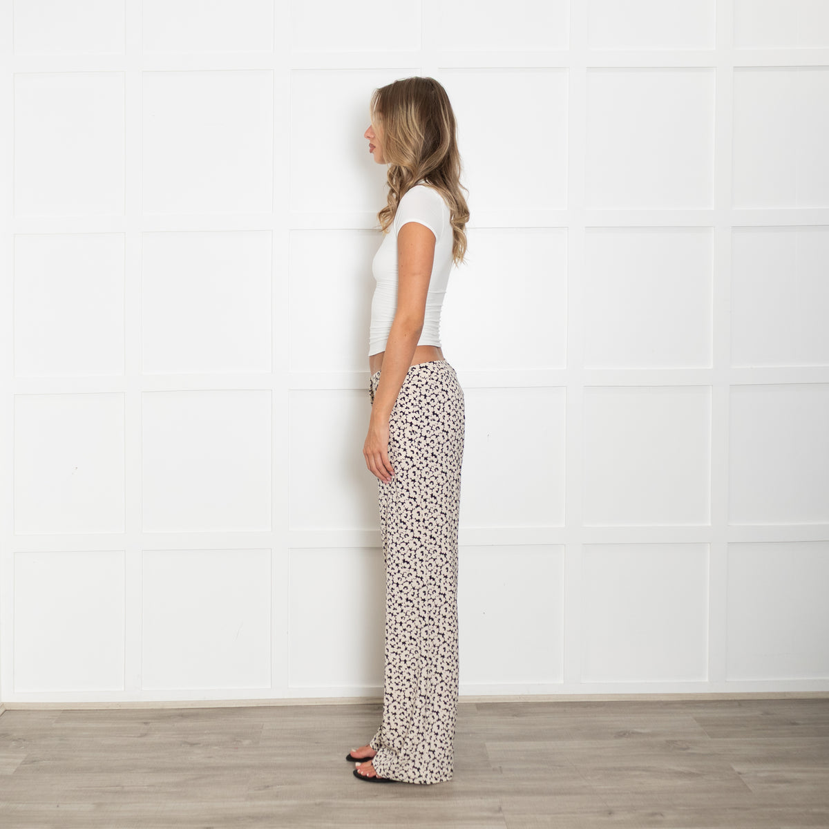 Weekend Maxmara Cream And Navy Floral Print Wide Leg Trousers