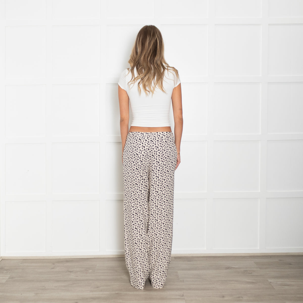 Weekend Maxmara Cream And Navy Floral Print Wide Leg Trousers