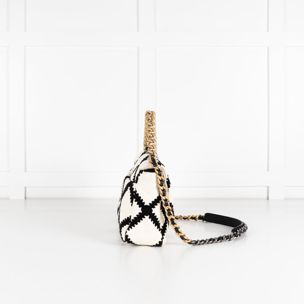 Chanel 2020 Medium Crochet Calfskin 19 Flap Bag