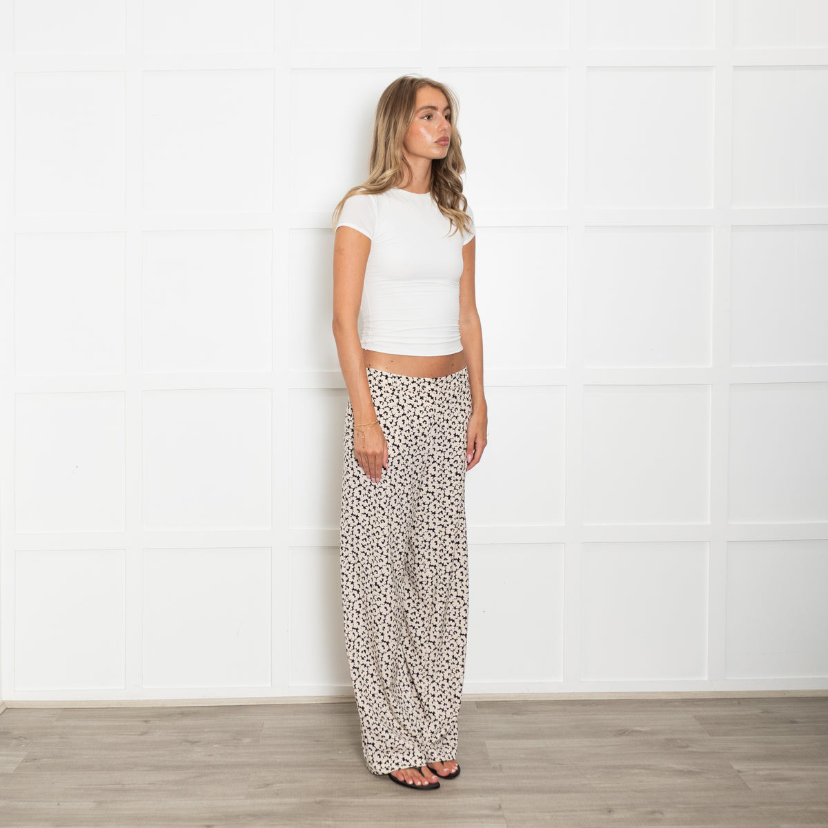 Weekend Maxmara Cream And Navy Floral Print Wide Leg Trousers
