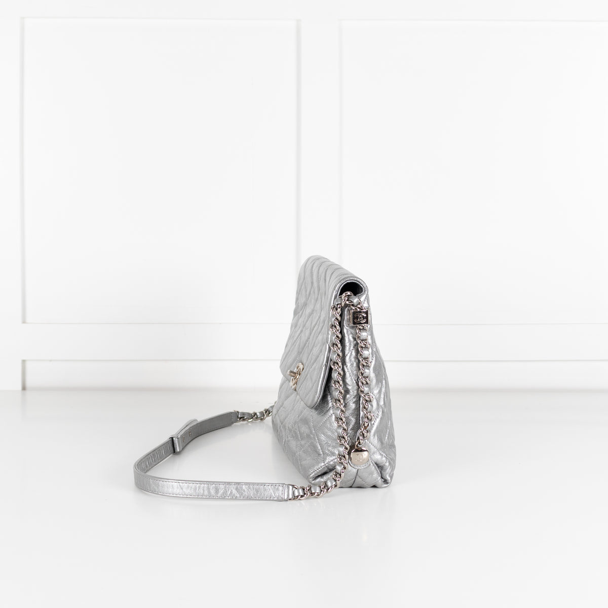 Chanel Leather Turn Lock Chain Silver Shoulder Bag