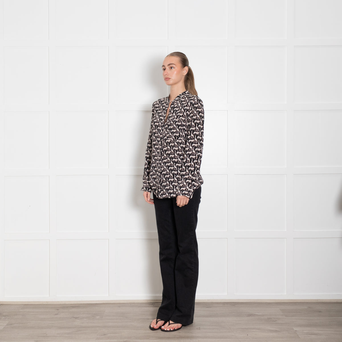 Diane Von Furstenberg Black Beige Silk Lion Giraffe Print Blouse