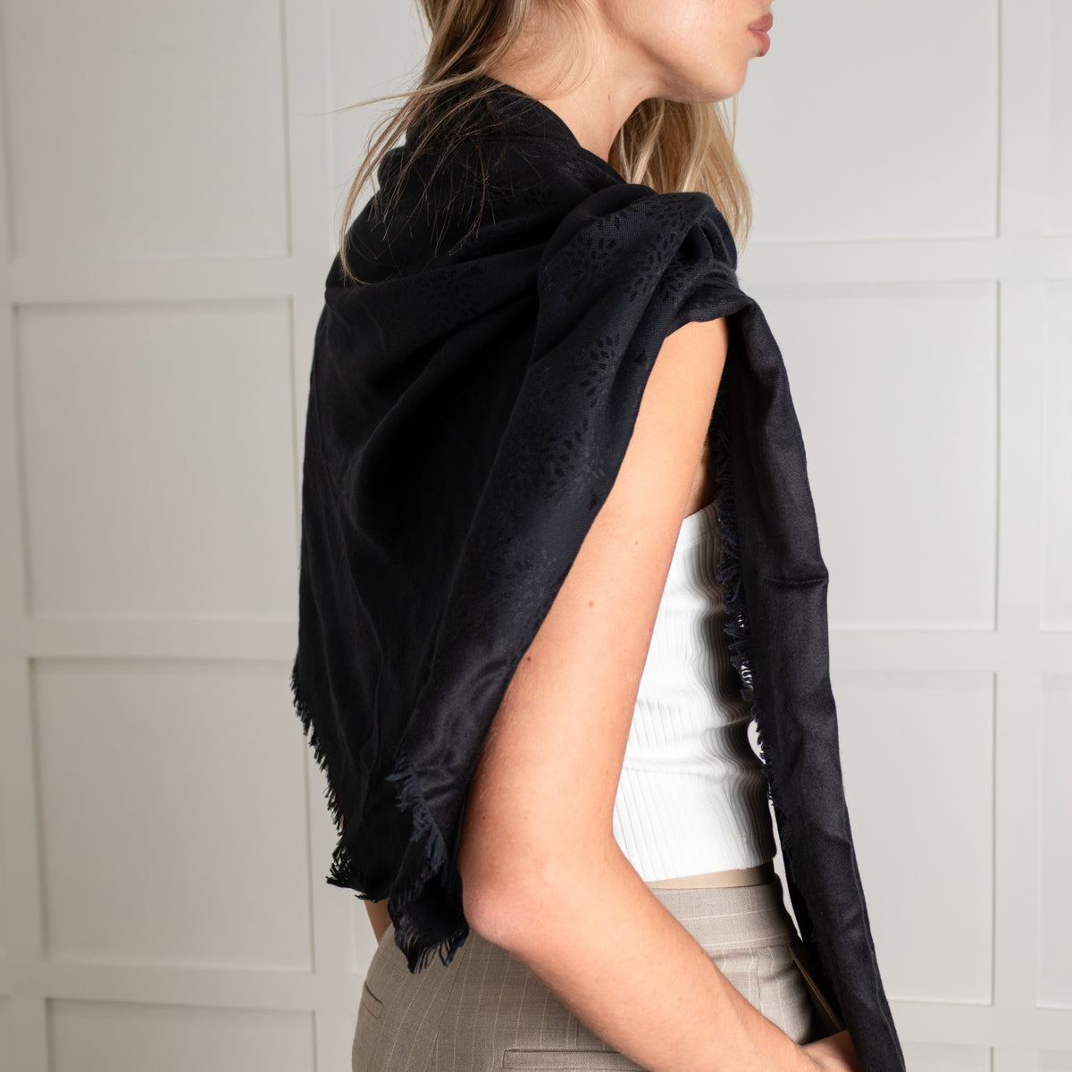 Mulberry Black Tree Scarf