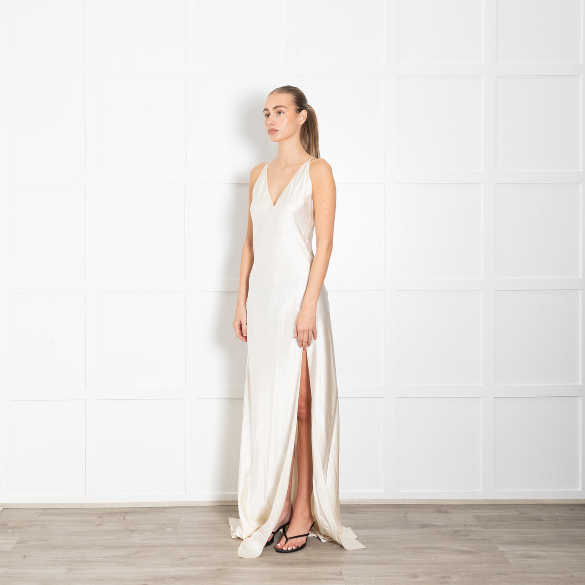Nili Lotan Katie Silk V-Neck Sleeveless Gown With Train