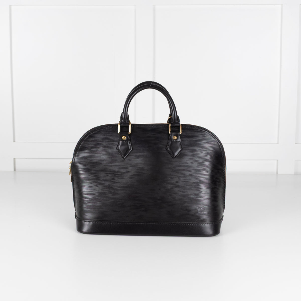 Louis Vuitton Vintage Alma Black in Epi Leather