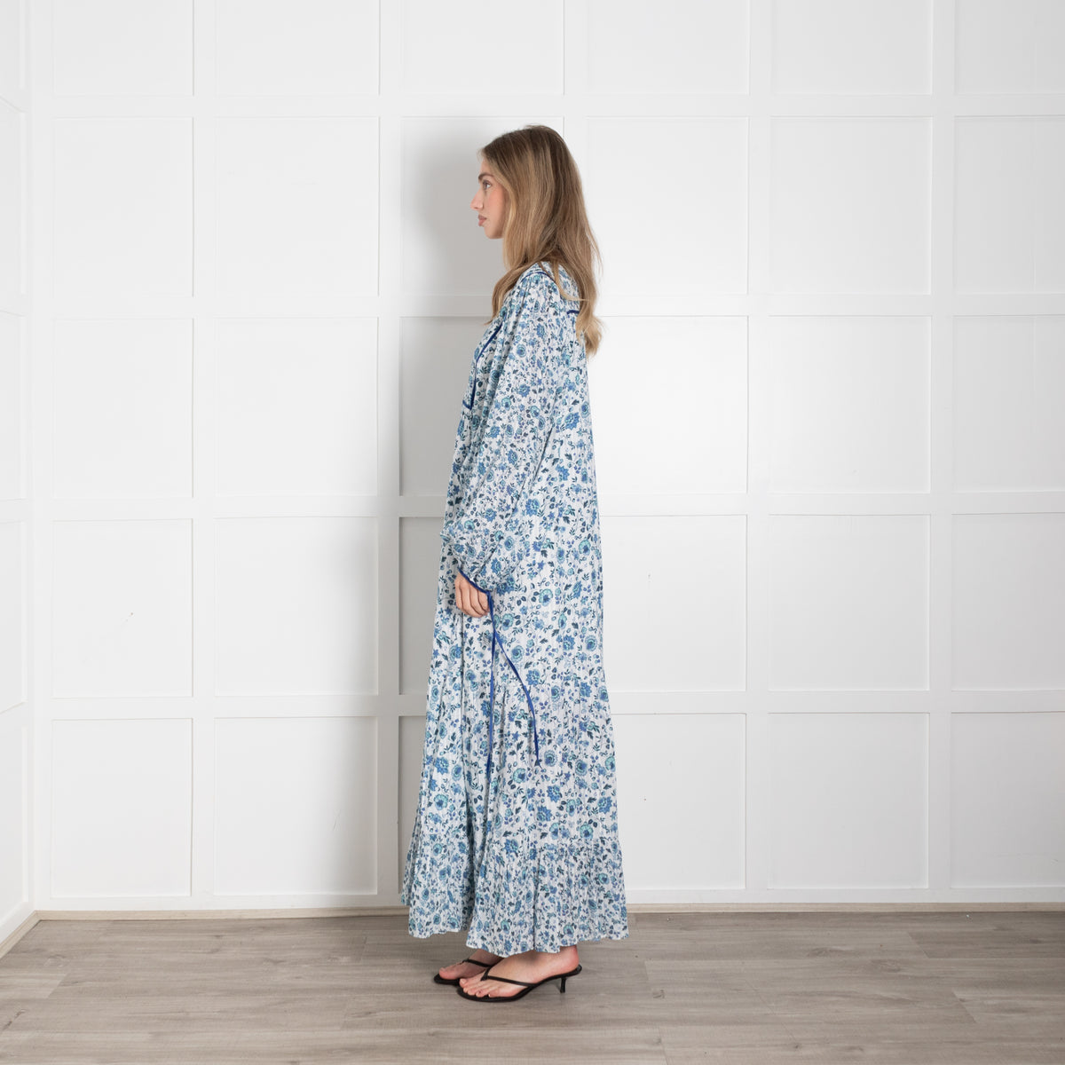 Beulah London Blue Floral Voluminous Sleeve Maxi Dress