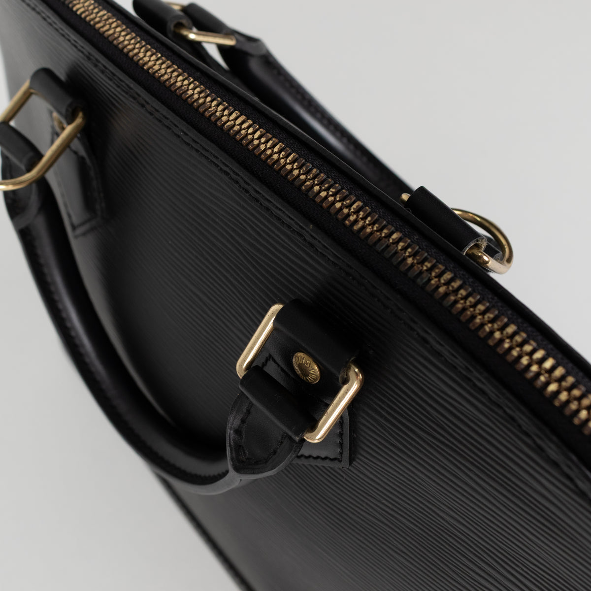 Louis Vuitton Vintage Alma Black in Epi Leather