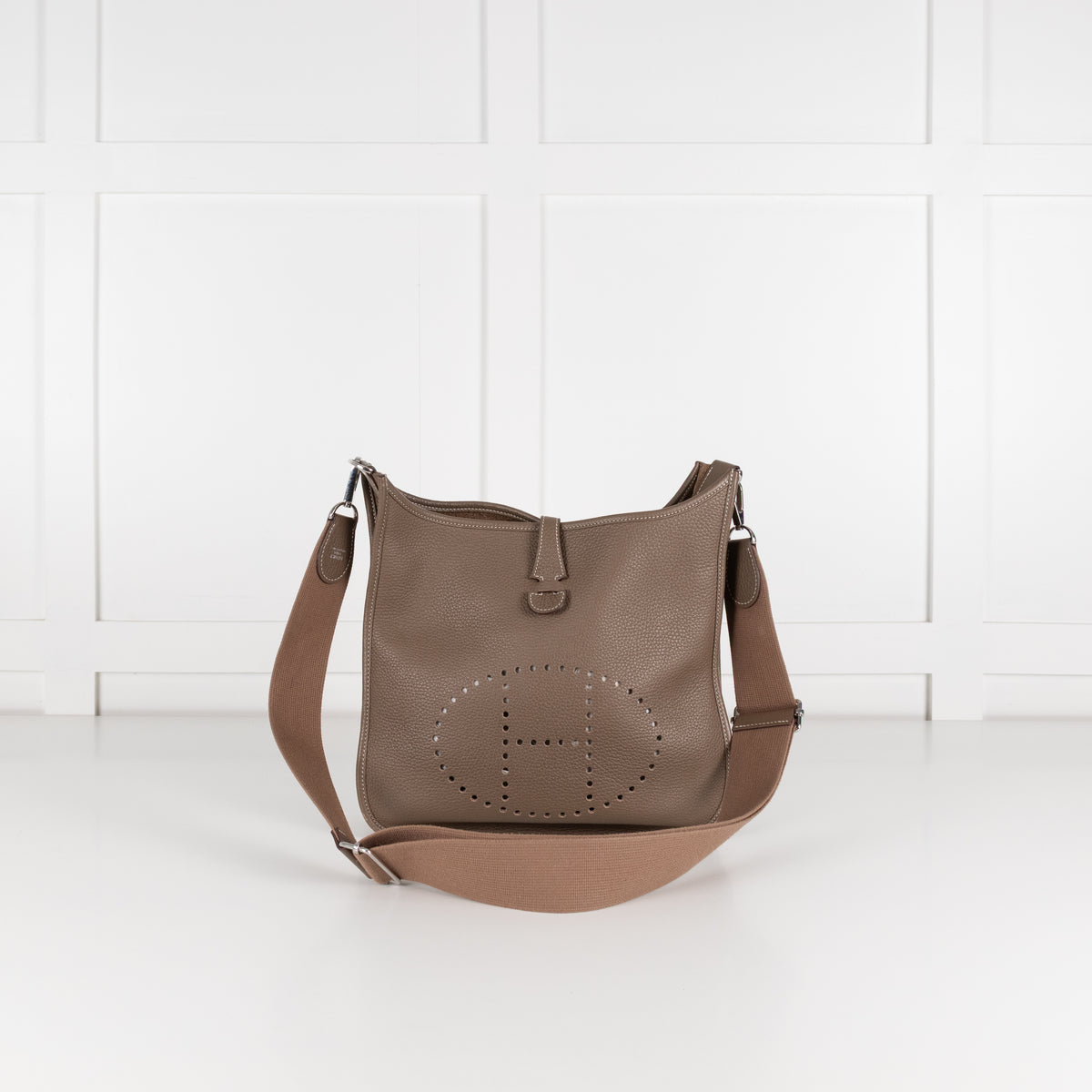 Hermes Taupe Evelyne 29 III Crossbody Bag