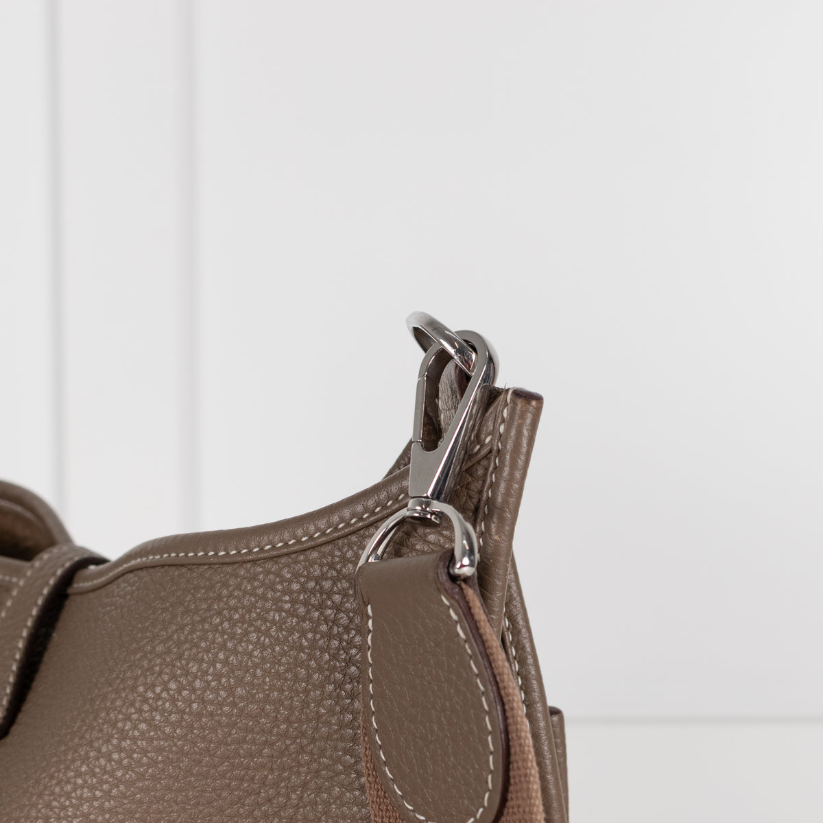 Hermes Taupe Evelyne 29 III Crossbody Bag