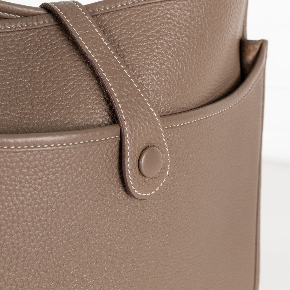 Hermes Taupe Evelyne 29 III Crossbody Bag