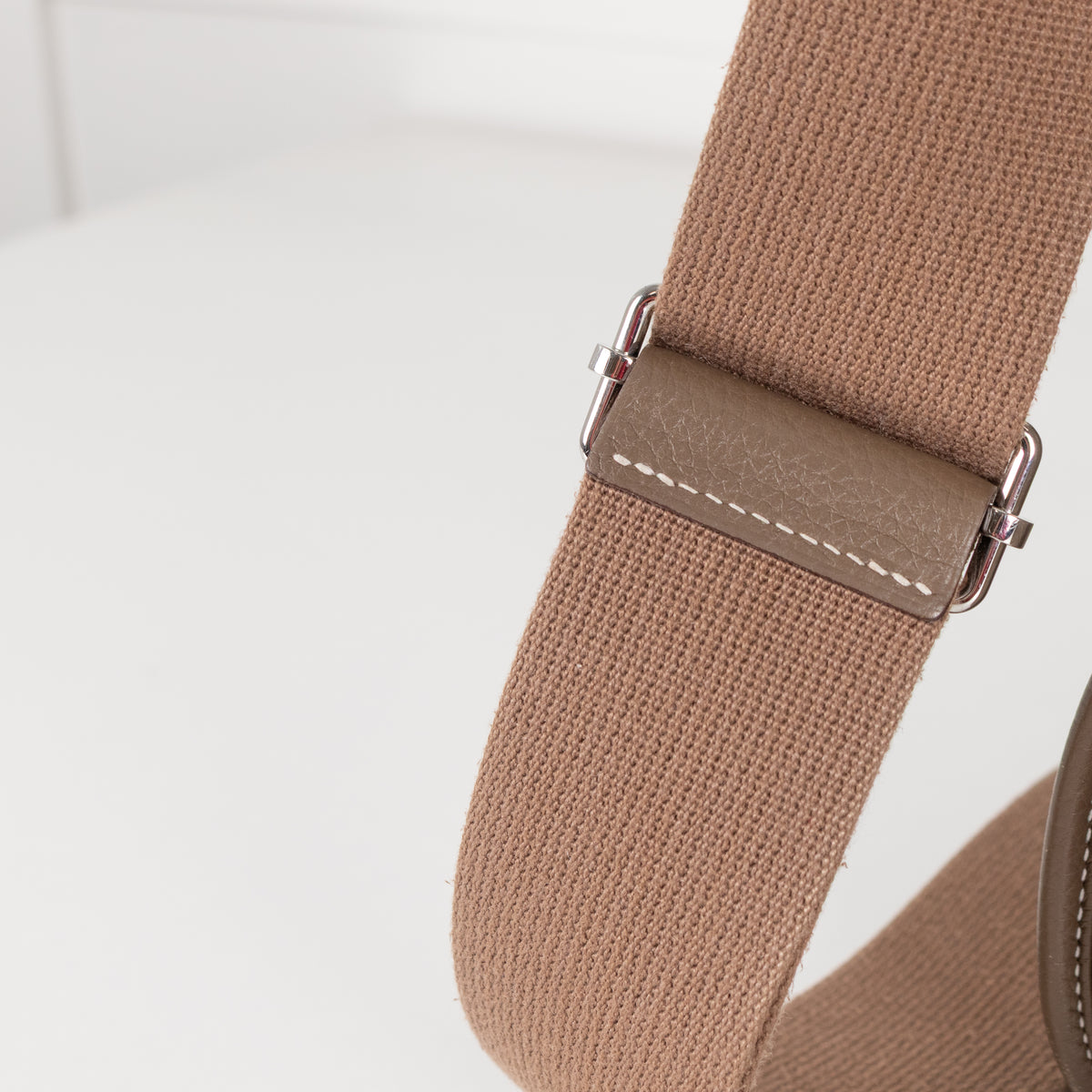 Hermes Taupe Evelyne 29 III Crossbody Bag