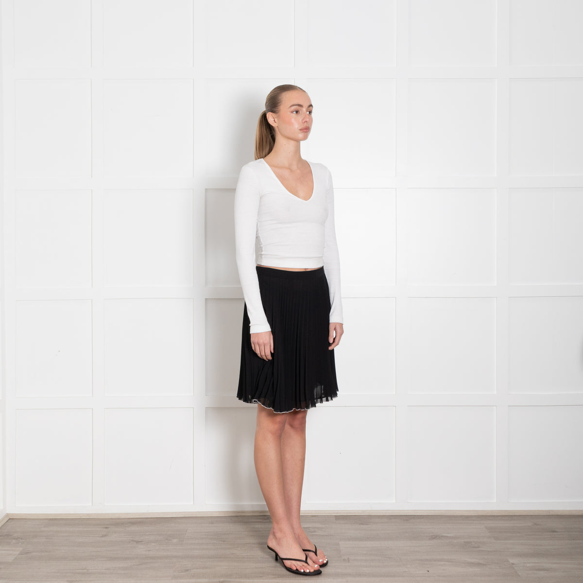 Boutique Moschino Black Pleated Mini Skirt