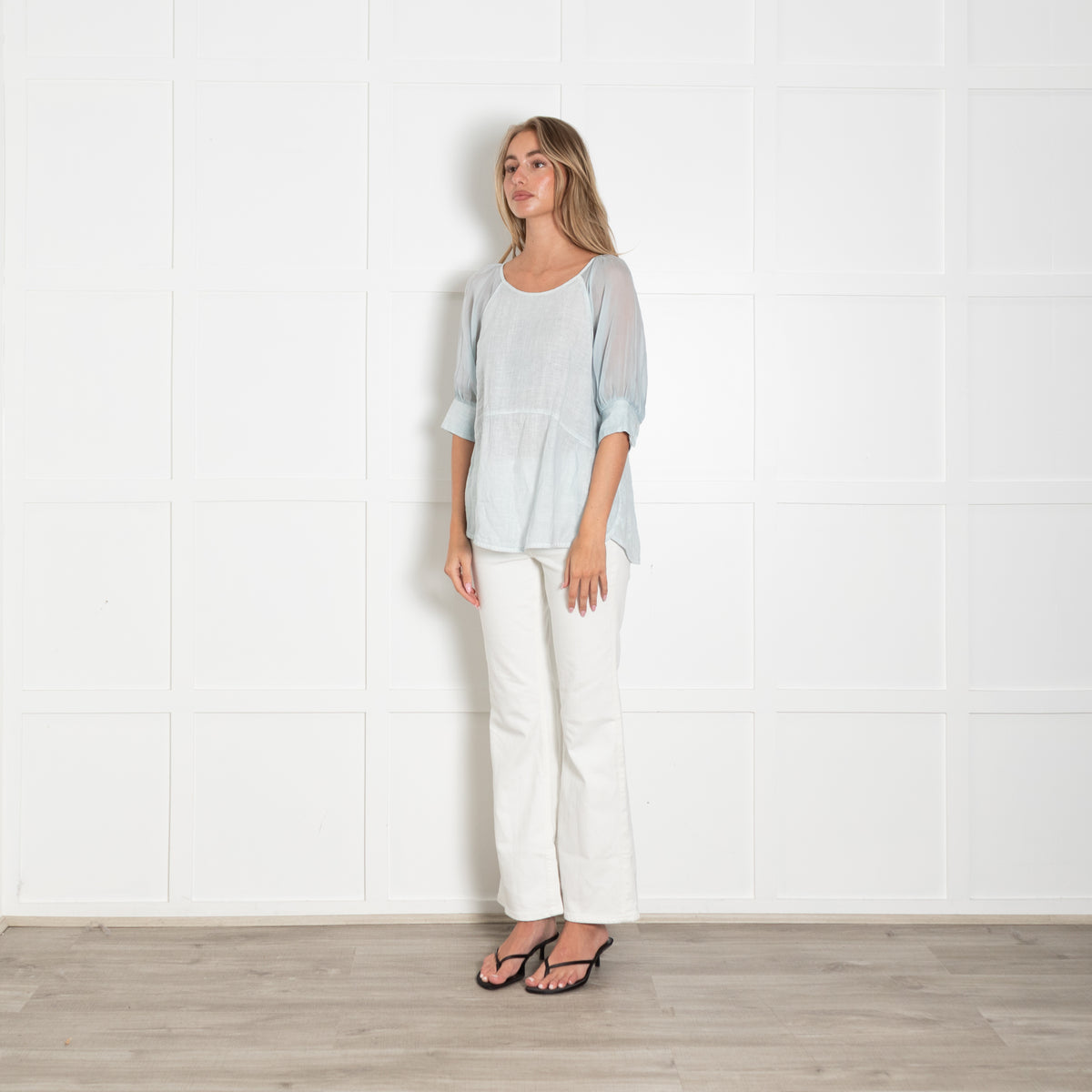 120% Lino Pale Blue Linen Silk Sleeve Top