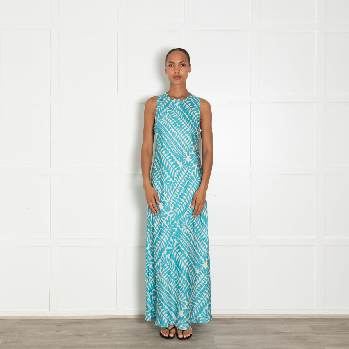 Asceno  Cream Turquoise Leaf Print Sleeveless Maxi Dress