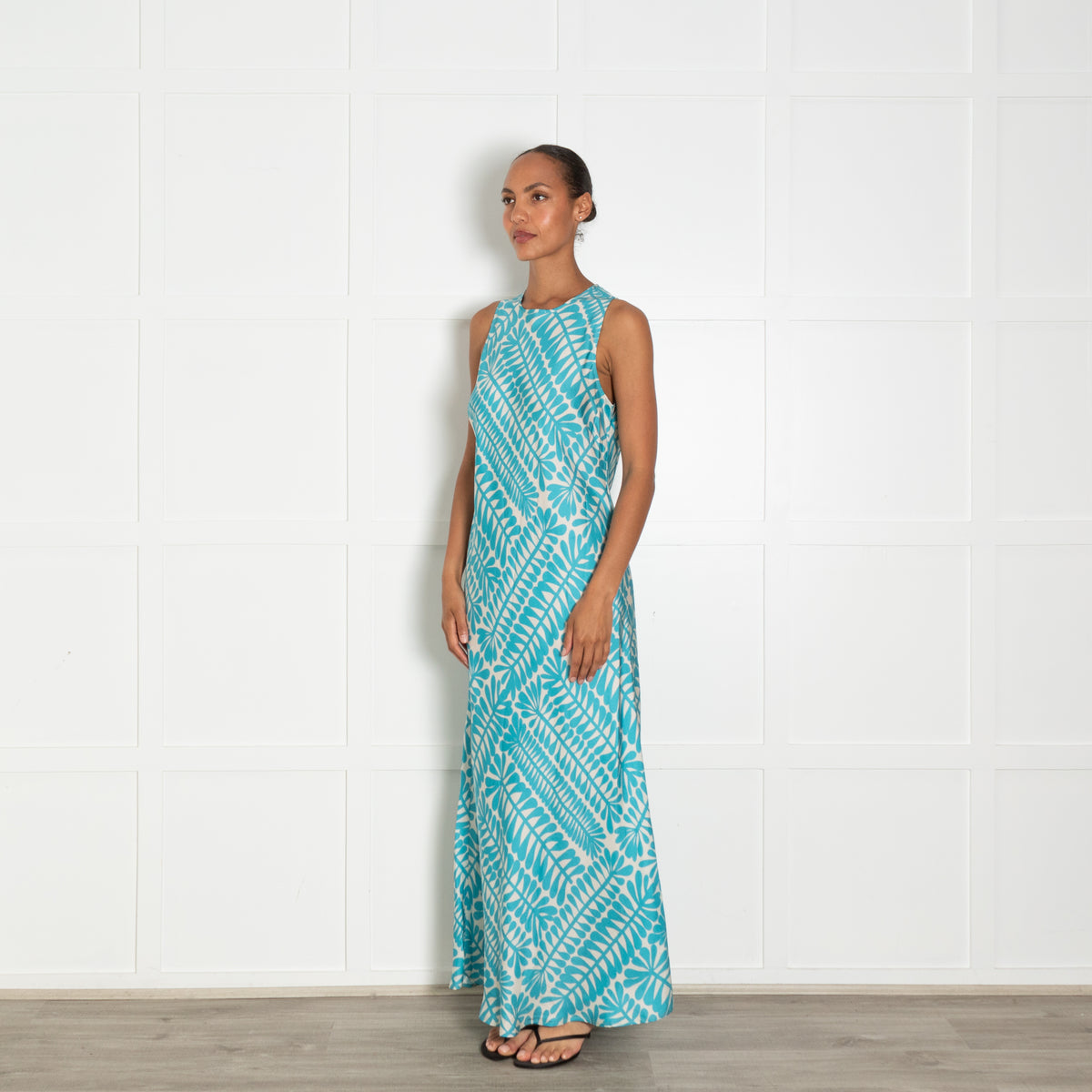 Asceno  Cream Turquoise Leaf Print Sleeveless Maxi Dress