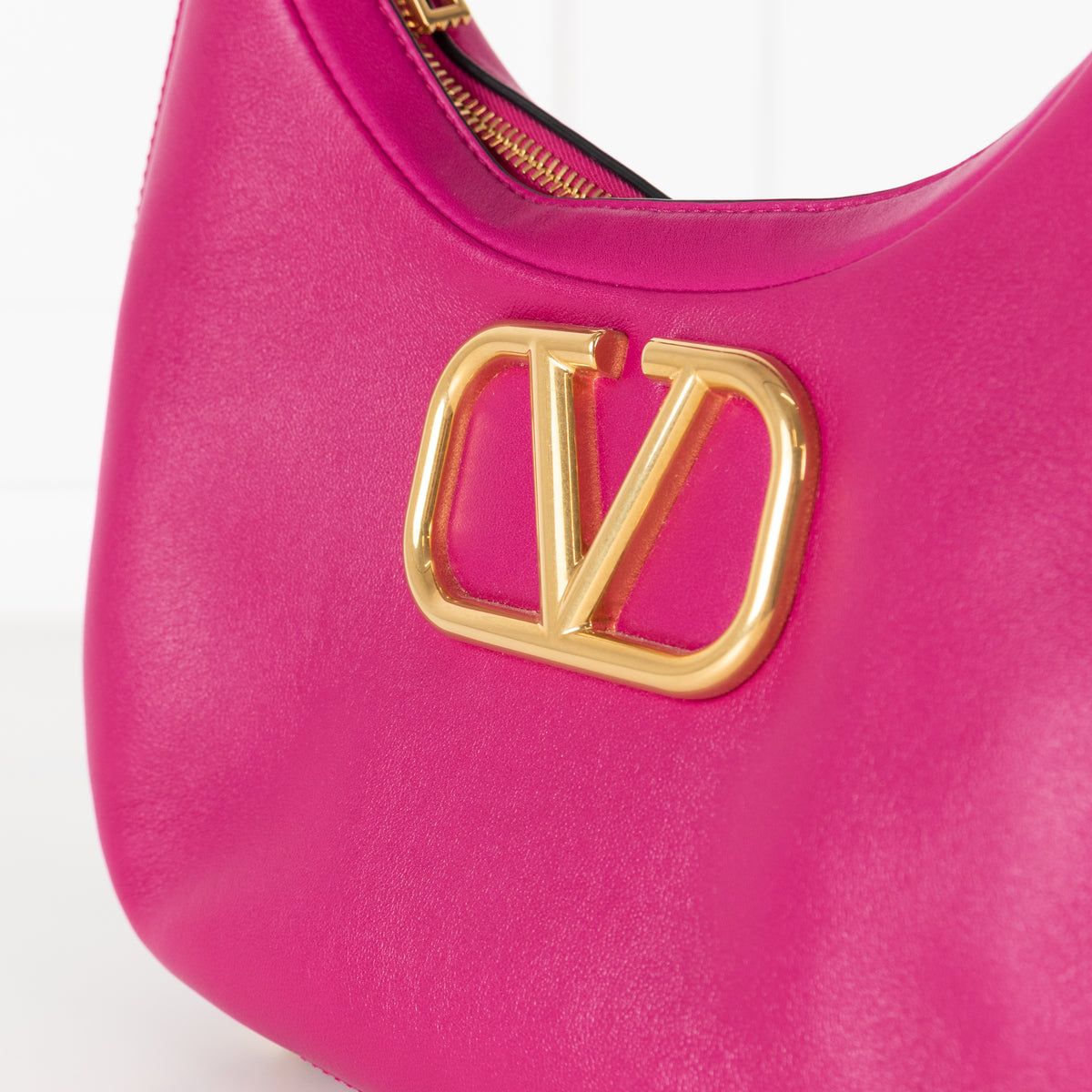 Valentino Garavani Fuchsia Pink Leather Rockstud Hobo Bag