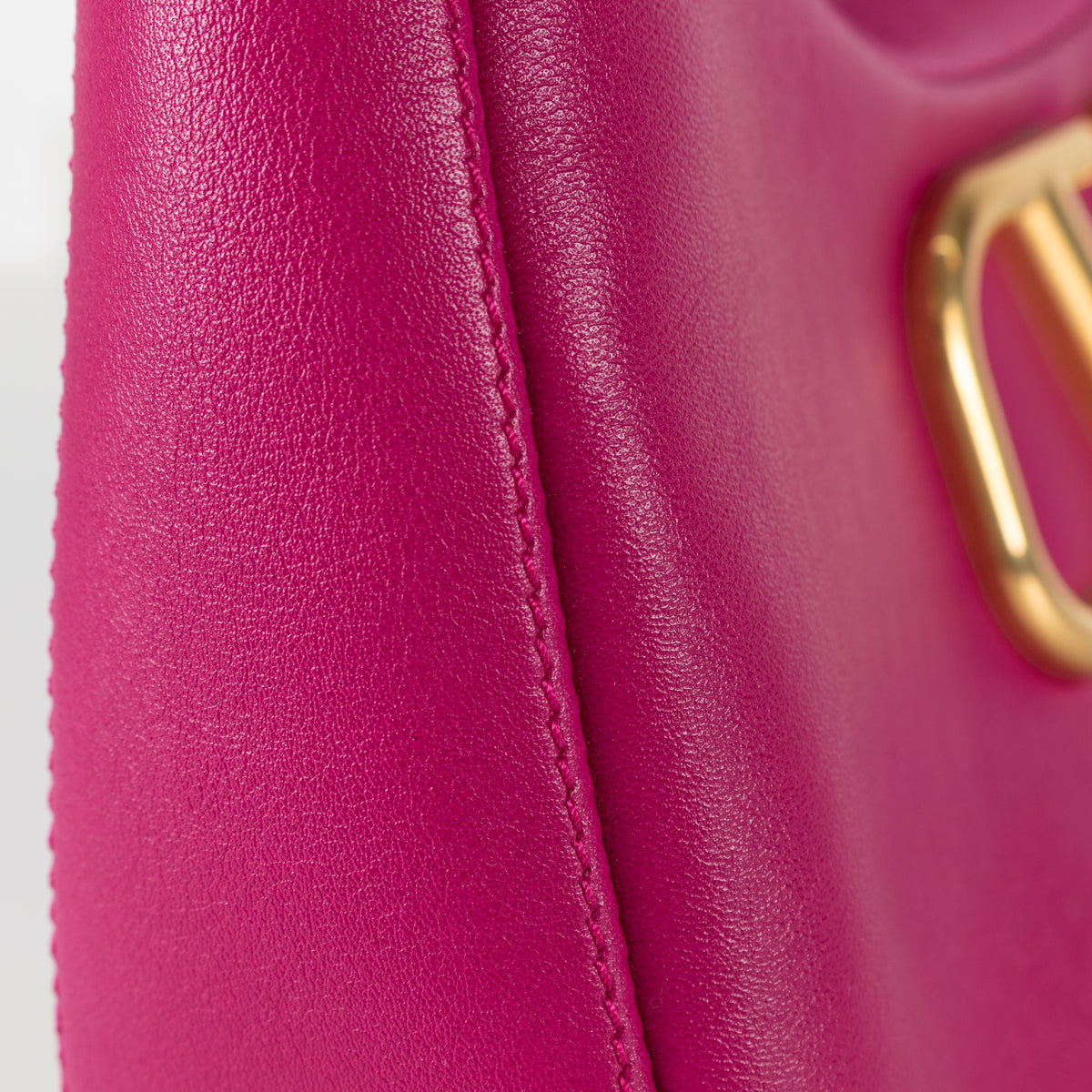 Valentino Garavani Fuchsia Pink Leather Rockstud Hobo Bag