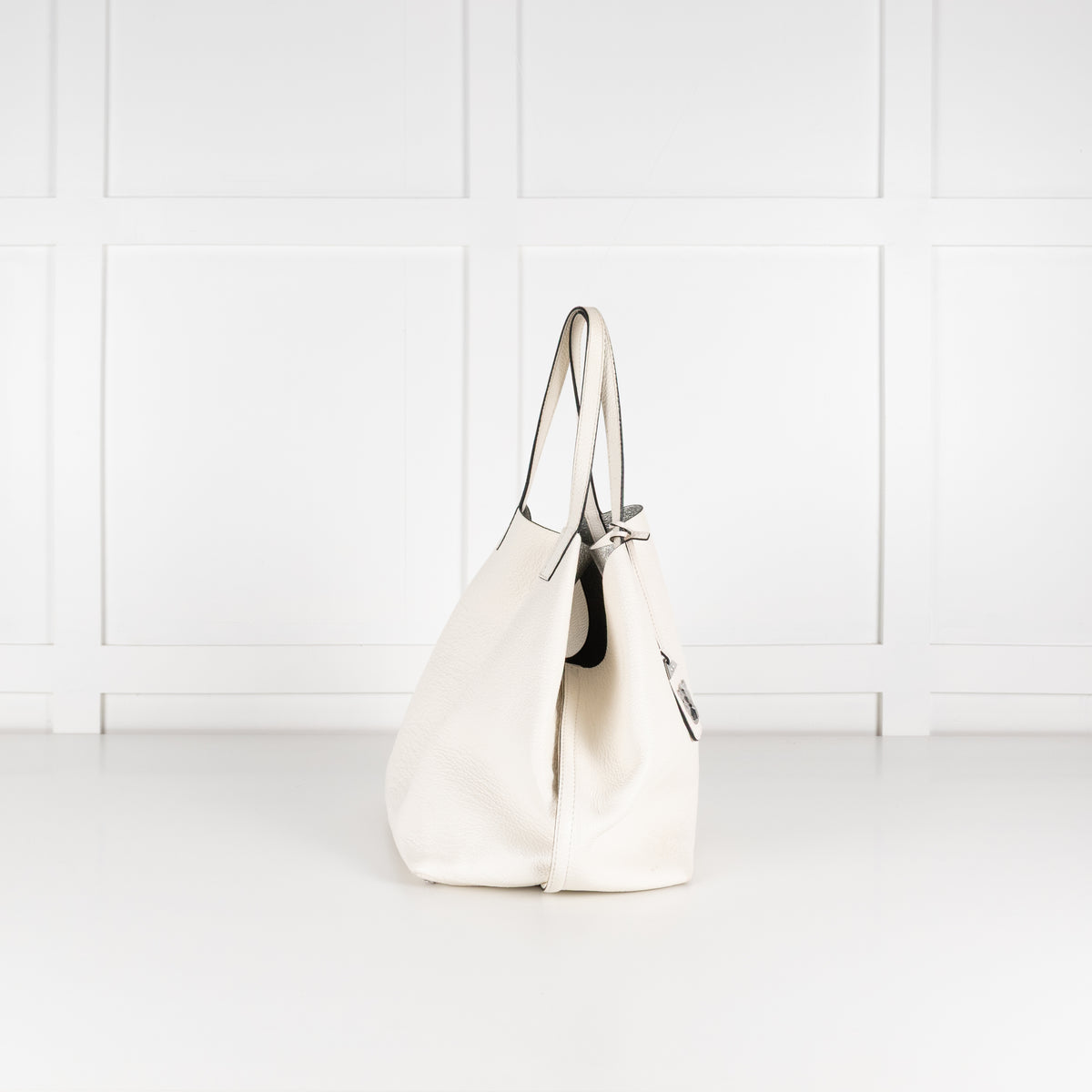 MarcCain White Grained Leather Shoulder Bag with Silver Lining
