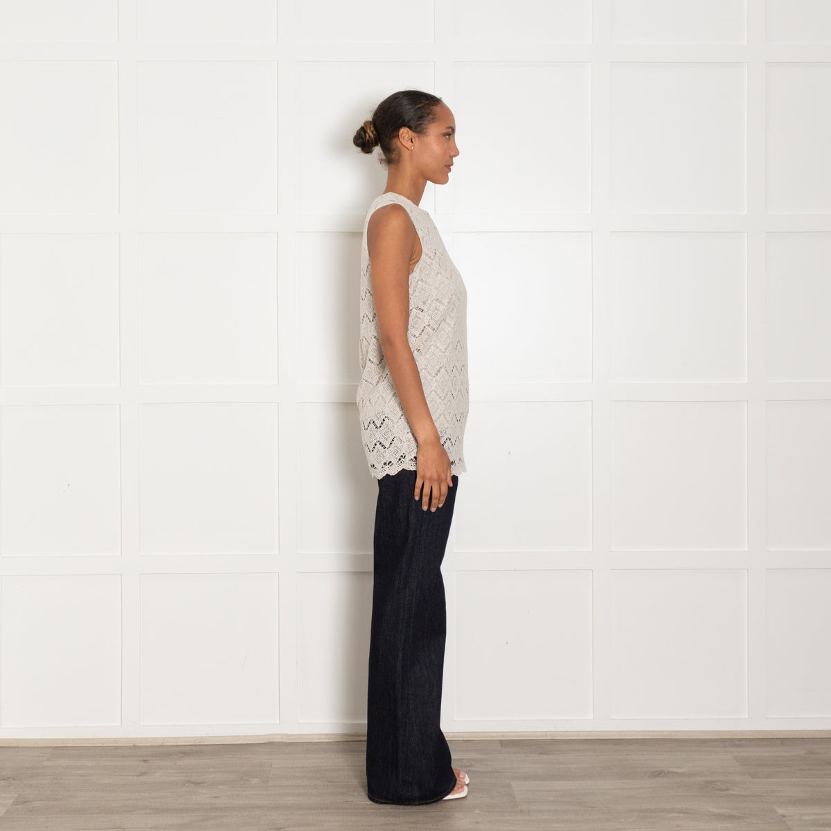 Hemisphere Pale Grey Lace Sleeveless Top