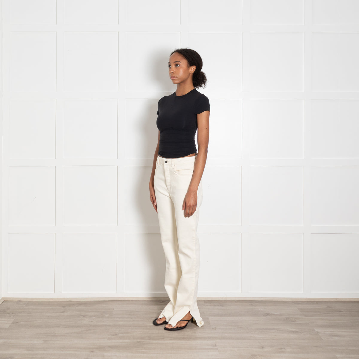 Anine Bing Cream Jeans With  A Raw Hem