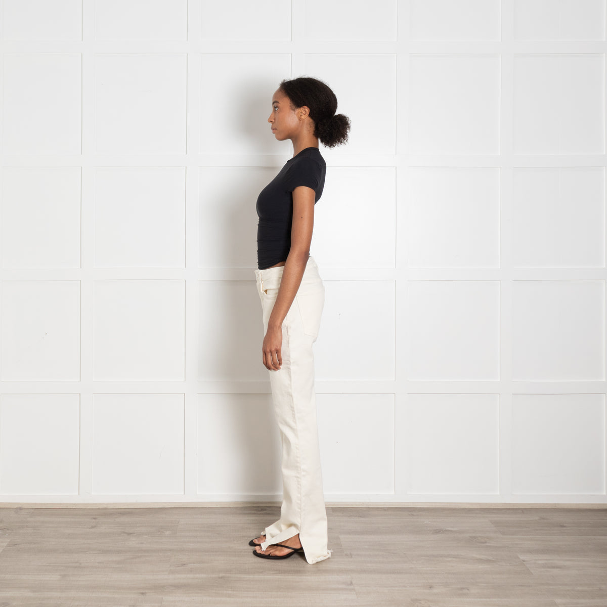 Anine Bing Cream Jeans With  A Raw Hem
