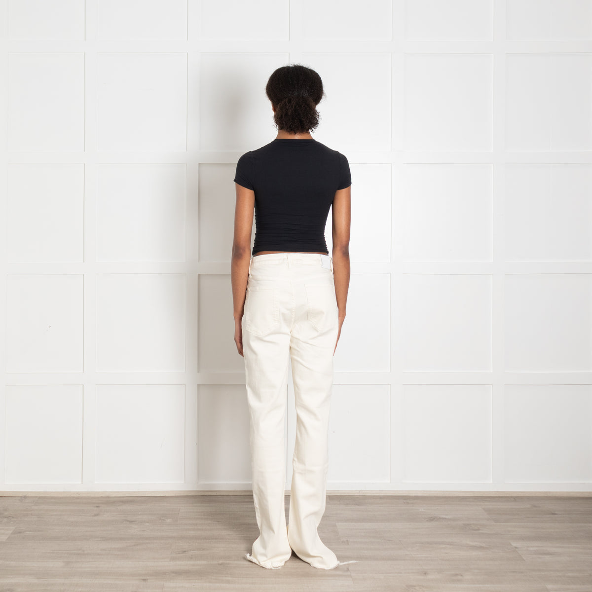 Anine Bing Cream Jeans With  A Raw Hem
